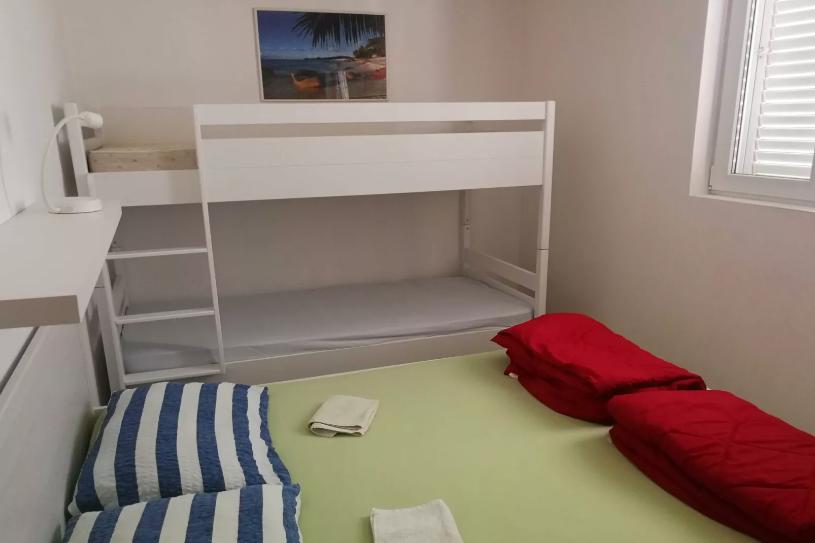 Two-Bedroom Apartment (A2-Luna)-Slaapkamer