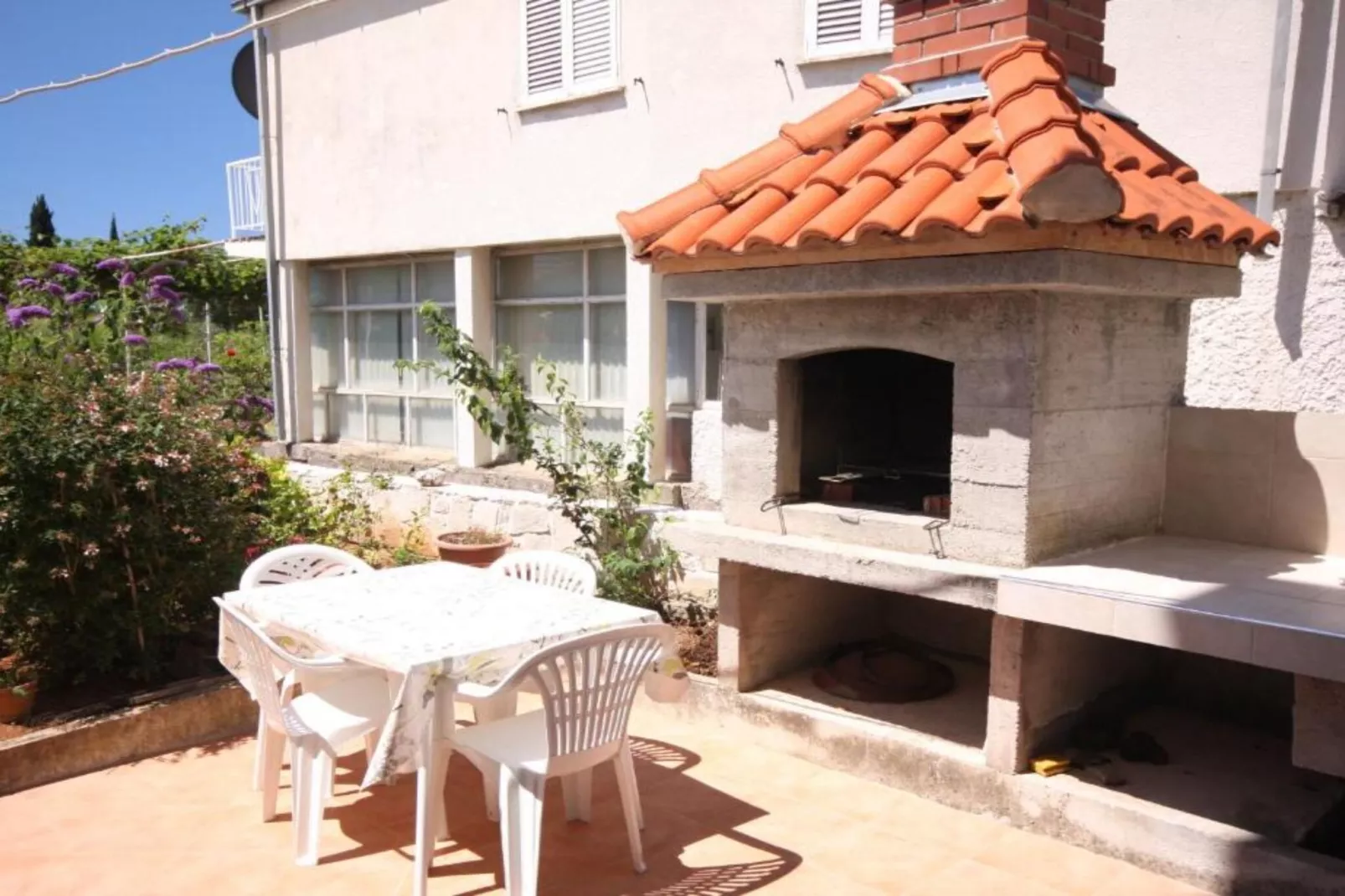 Two Bedroom Apartment With Sea View 11-Faciliteiten