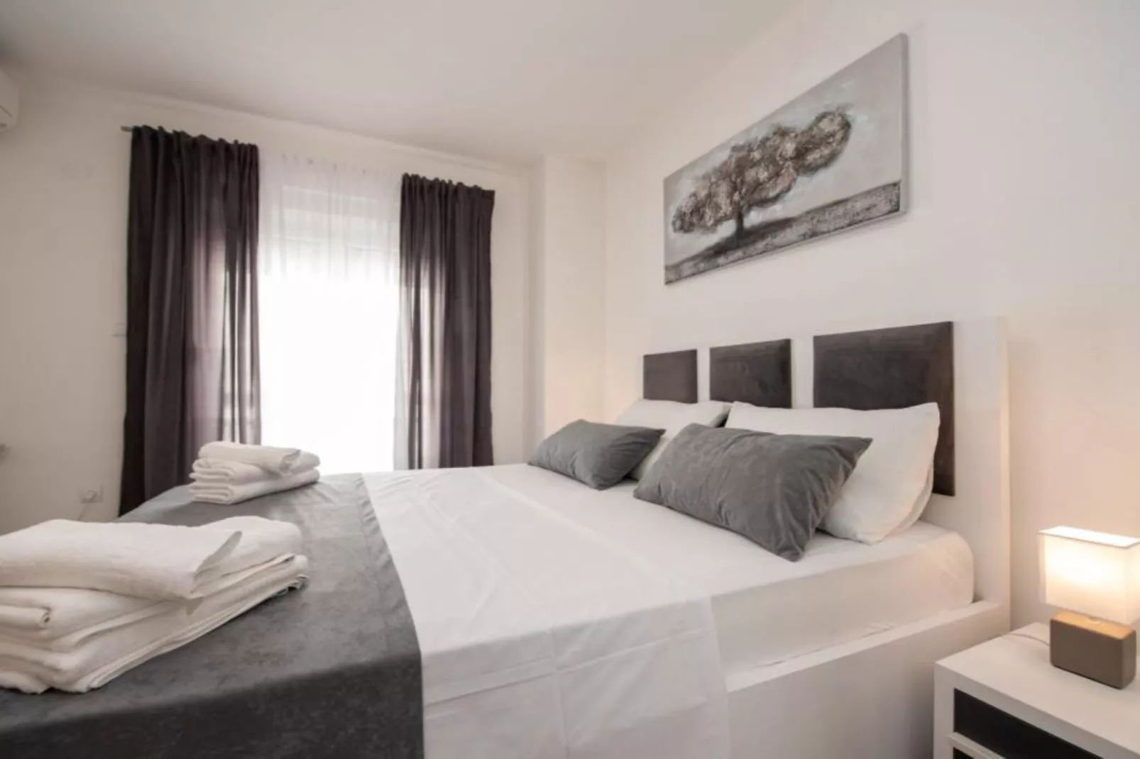 Villa Tomi  - Classic One Bedroom Apartment With Sea View (7)-Slaapkamer