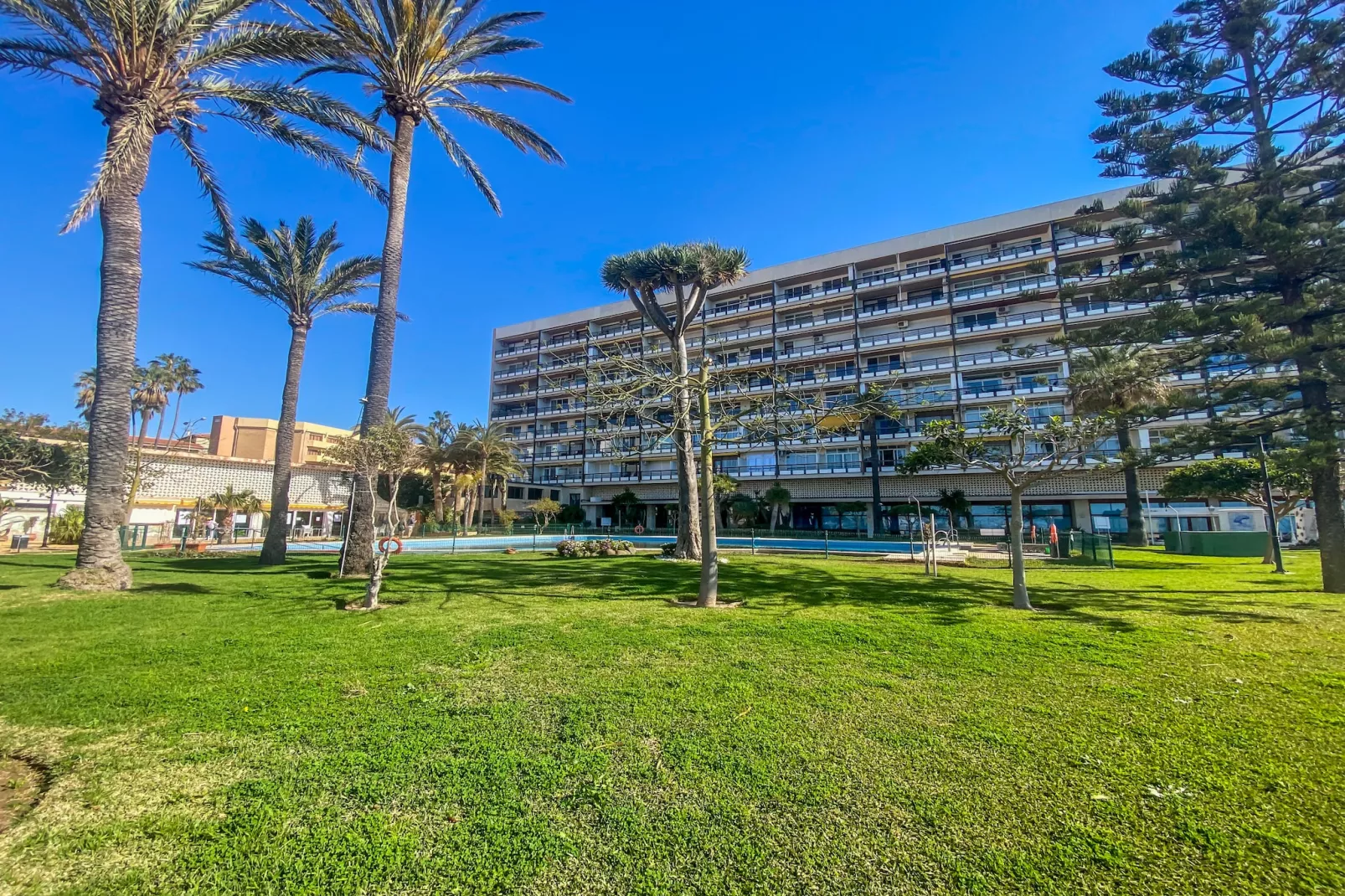 101 Santa Clara-Buitenkant zomer