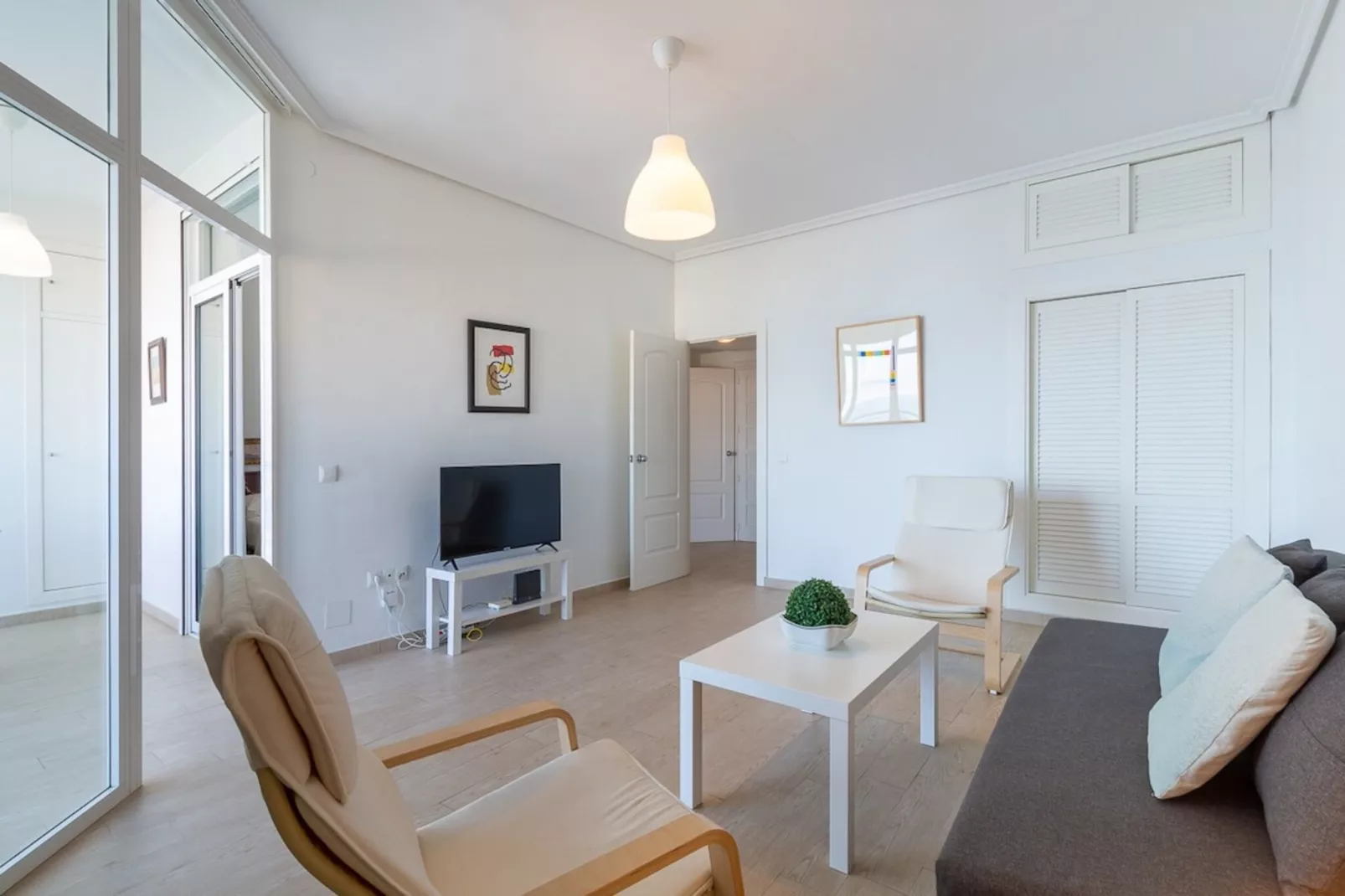 715 Torre - Woonkamer