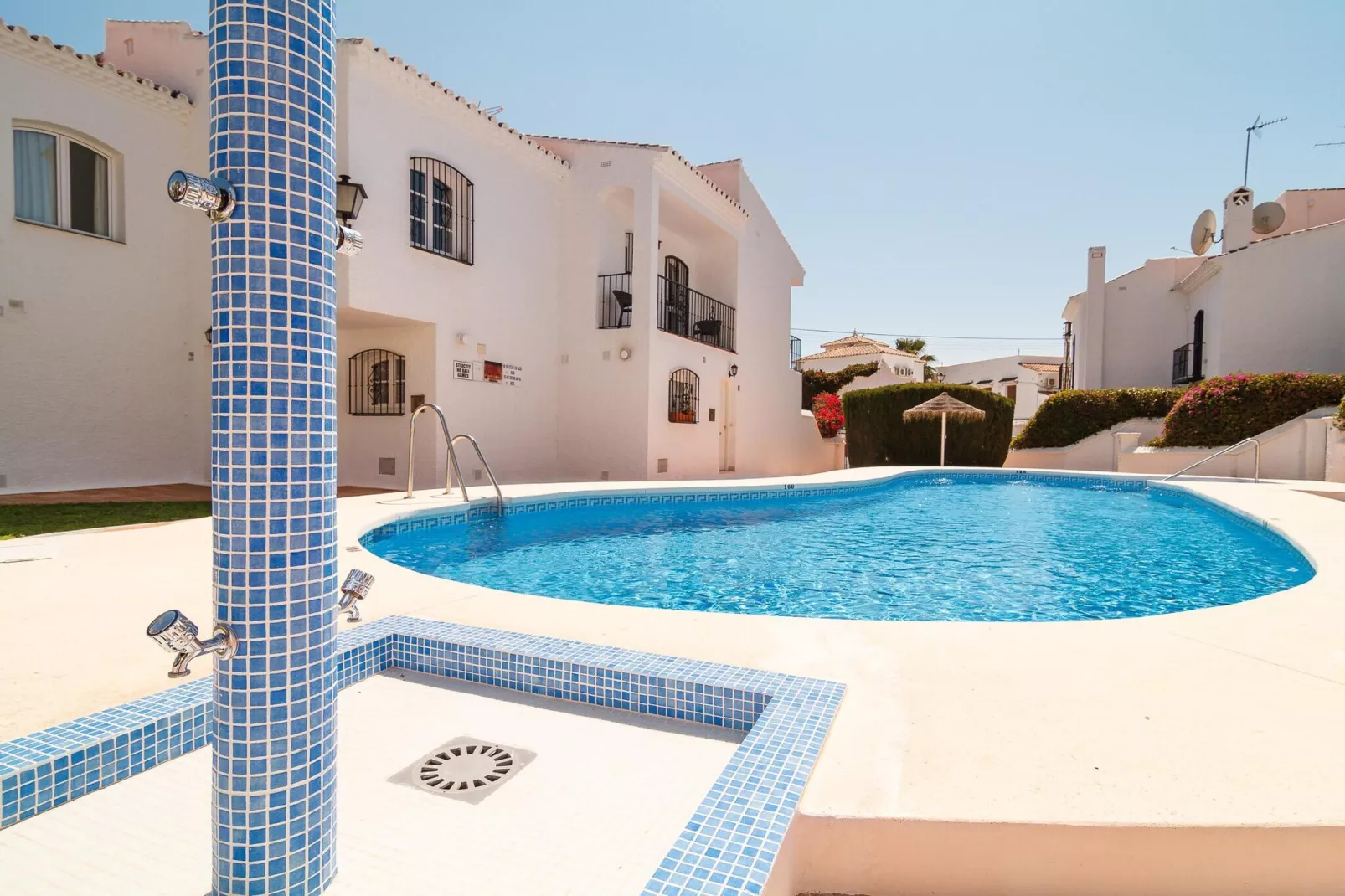 Los Pinos 25 Villas by Casasol-Zwembad