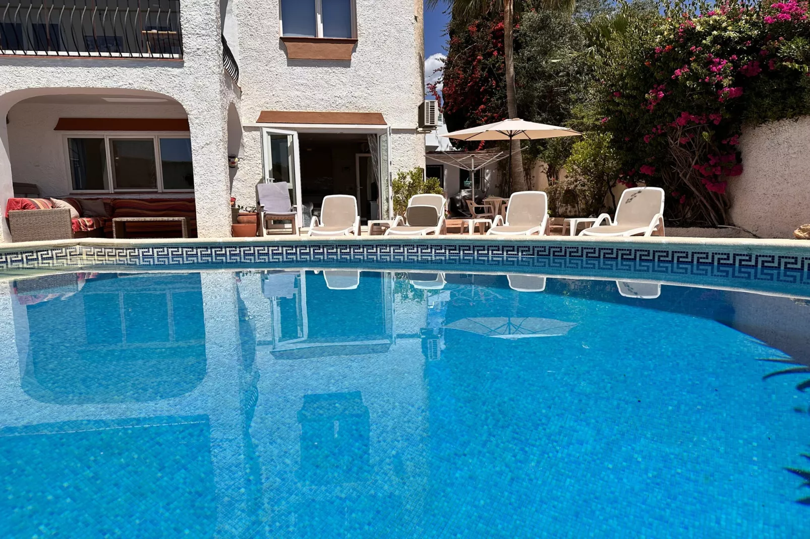 Chimenea 15 Private Pool and Parking by Casasol-Zwembad