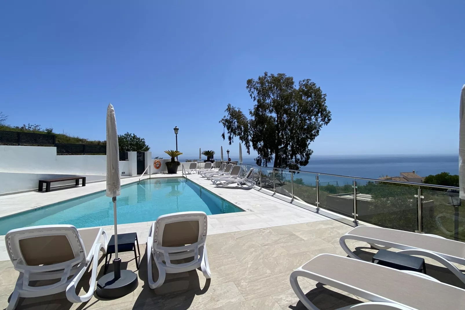 Balcon del Mar Seaview 216 by Casasol-Zwembad