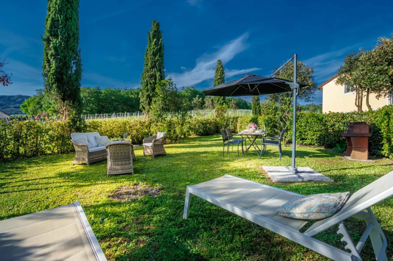 Pietro Farmhouse Apartment in Wine Resort in Lucca-Niet-getagd