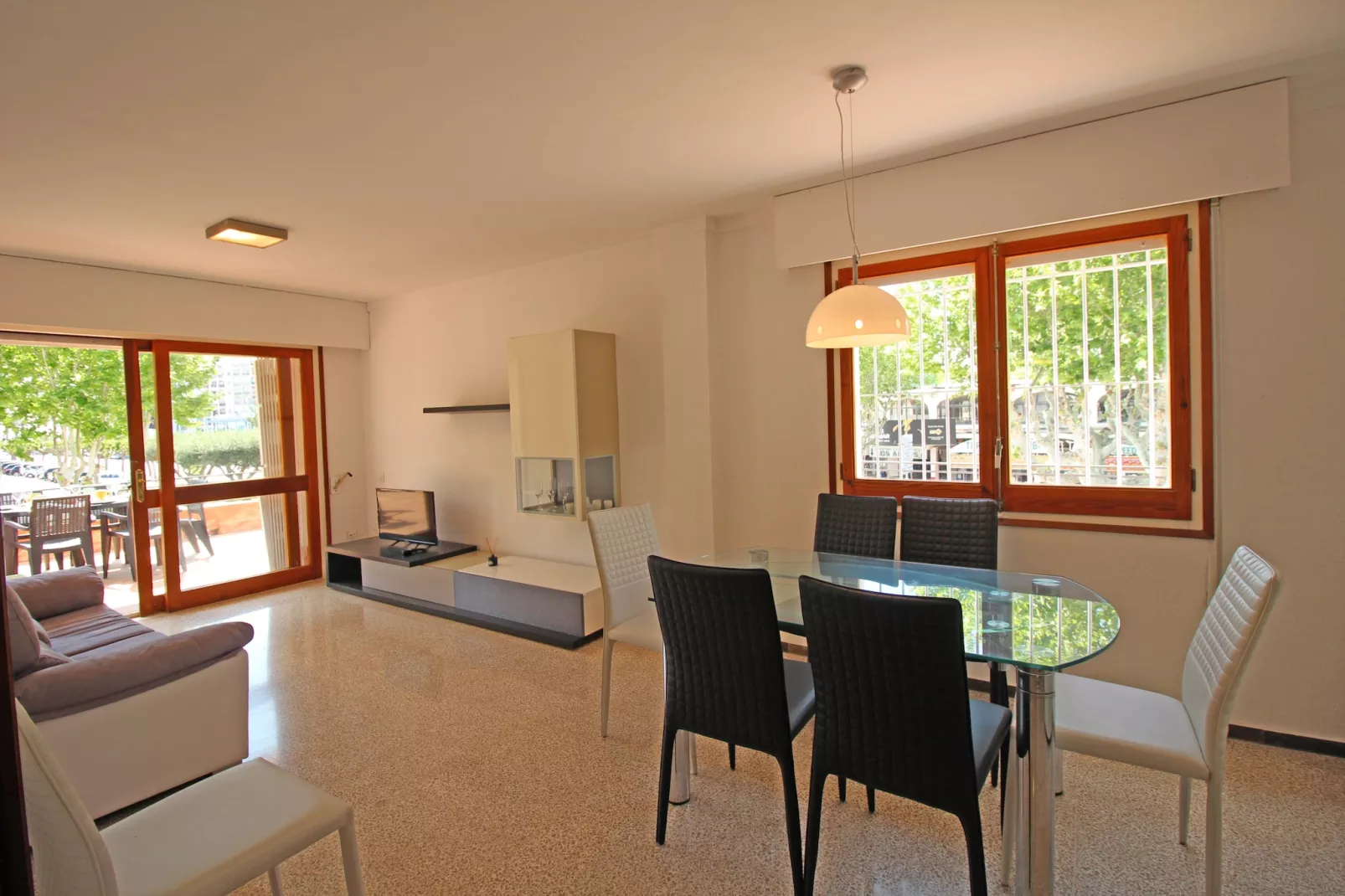 8001-SANT MORI 16 1º 11-Eetkamer