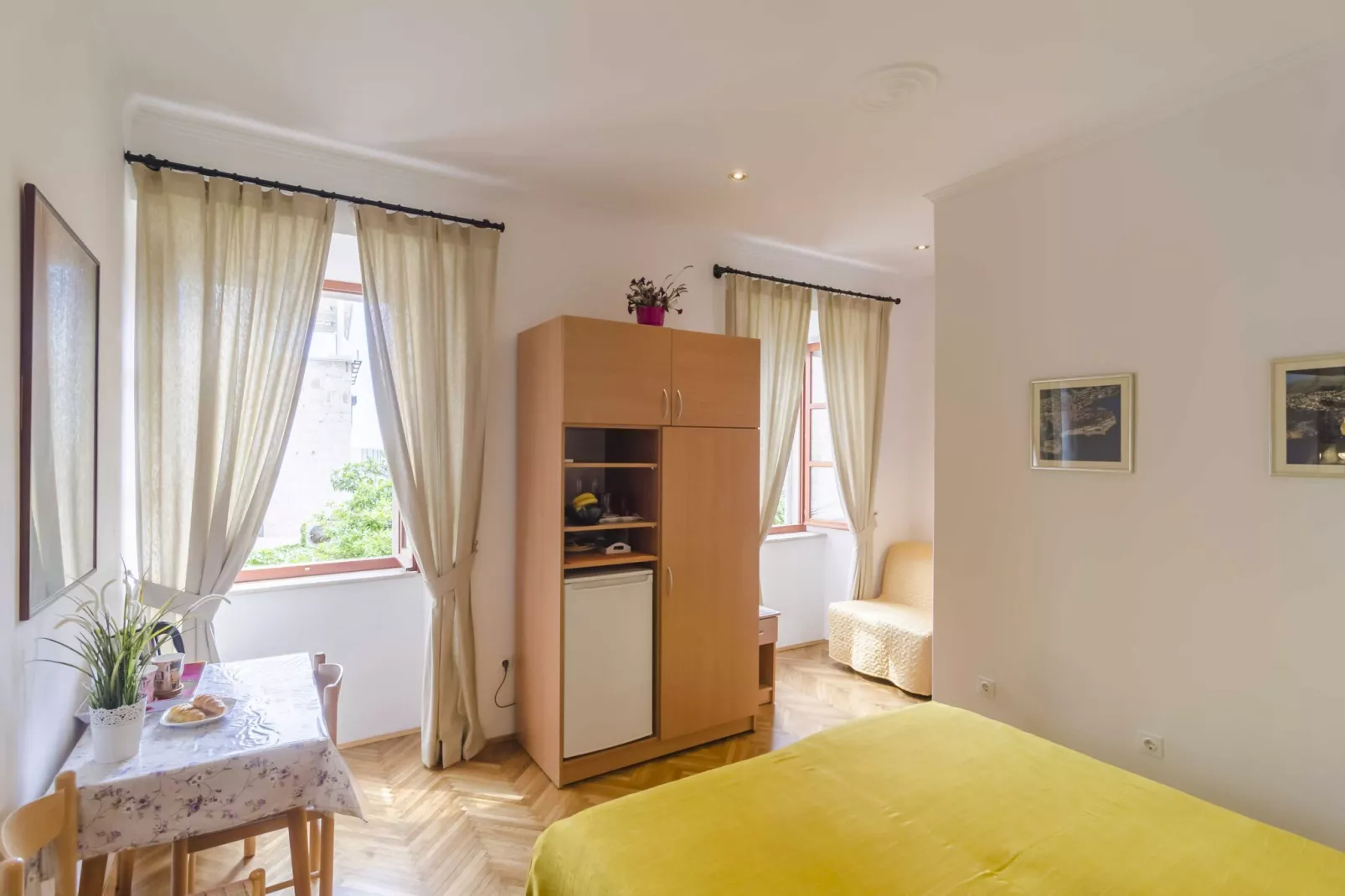 Rooms Lovrijenac -Twin or Double Room with Sea View (3)-Slaapkamer