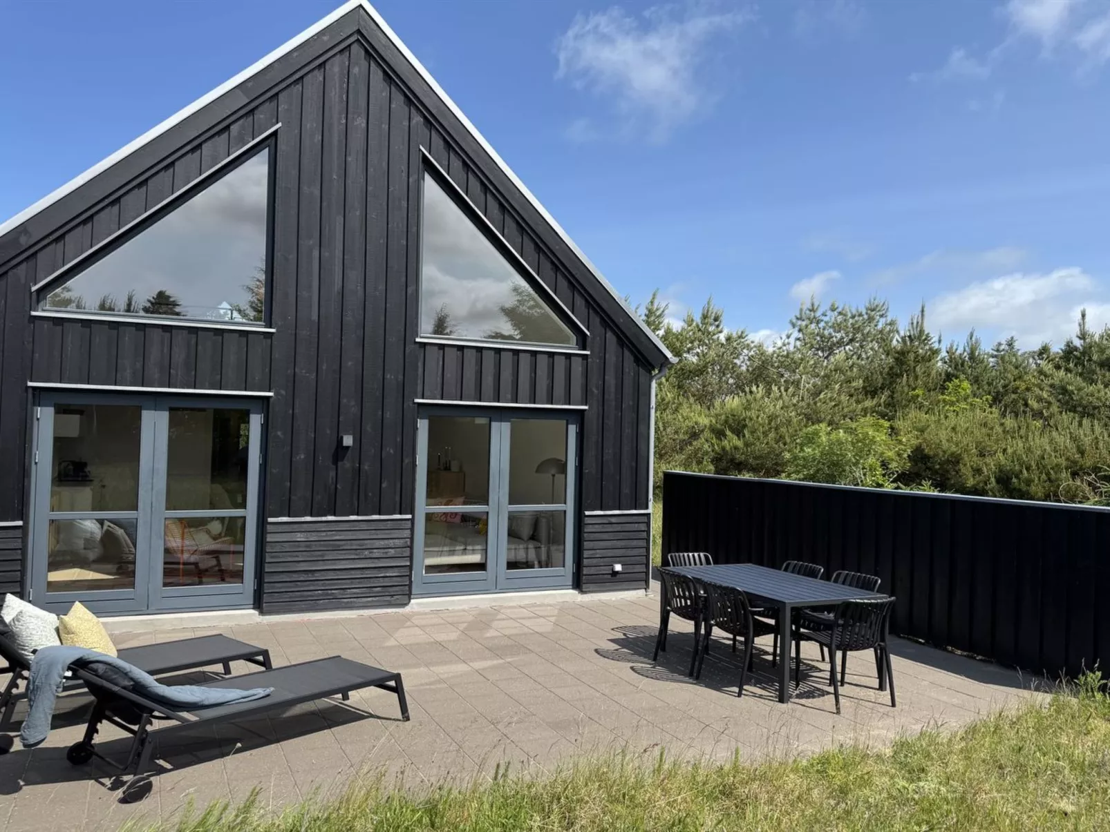"Anelle" - 2.5km from the sea-Buiten