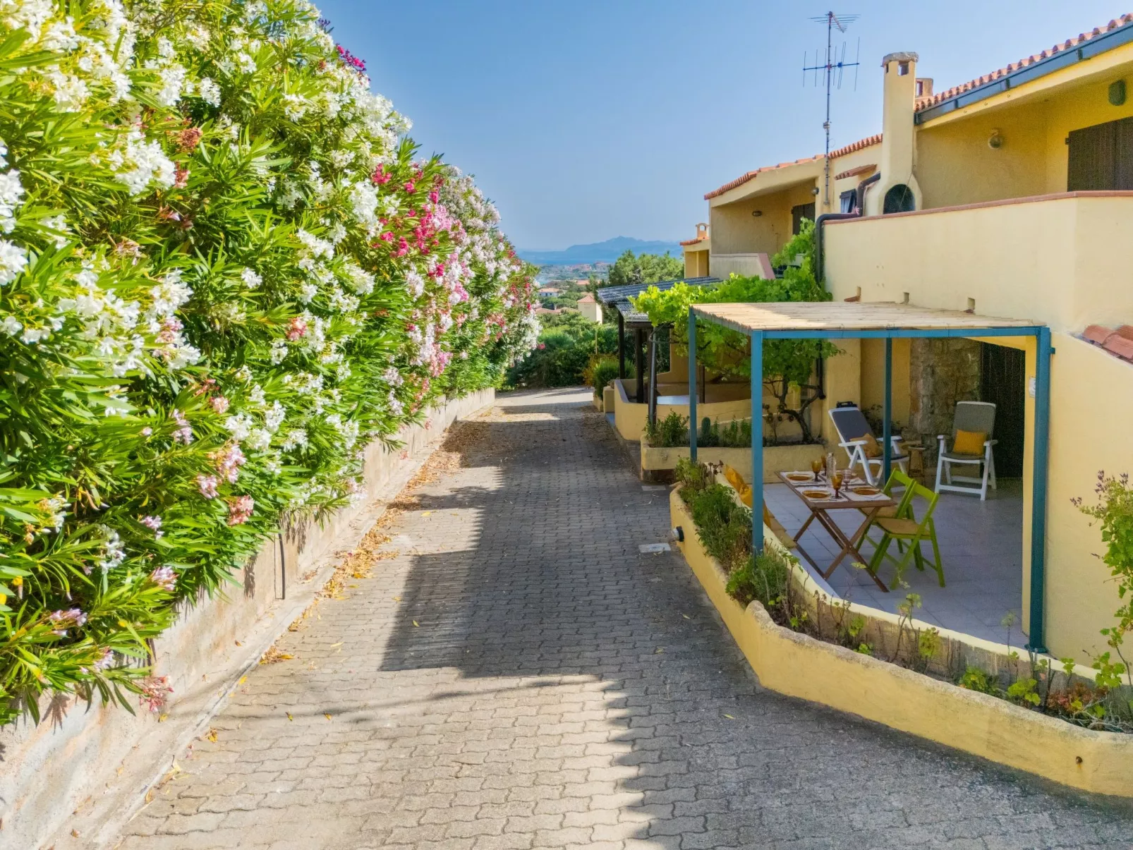 La tavernetta di Tata-Buiten
