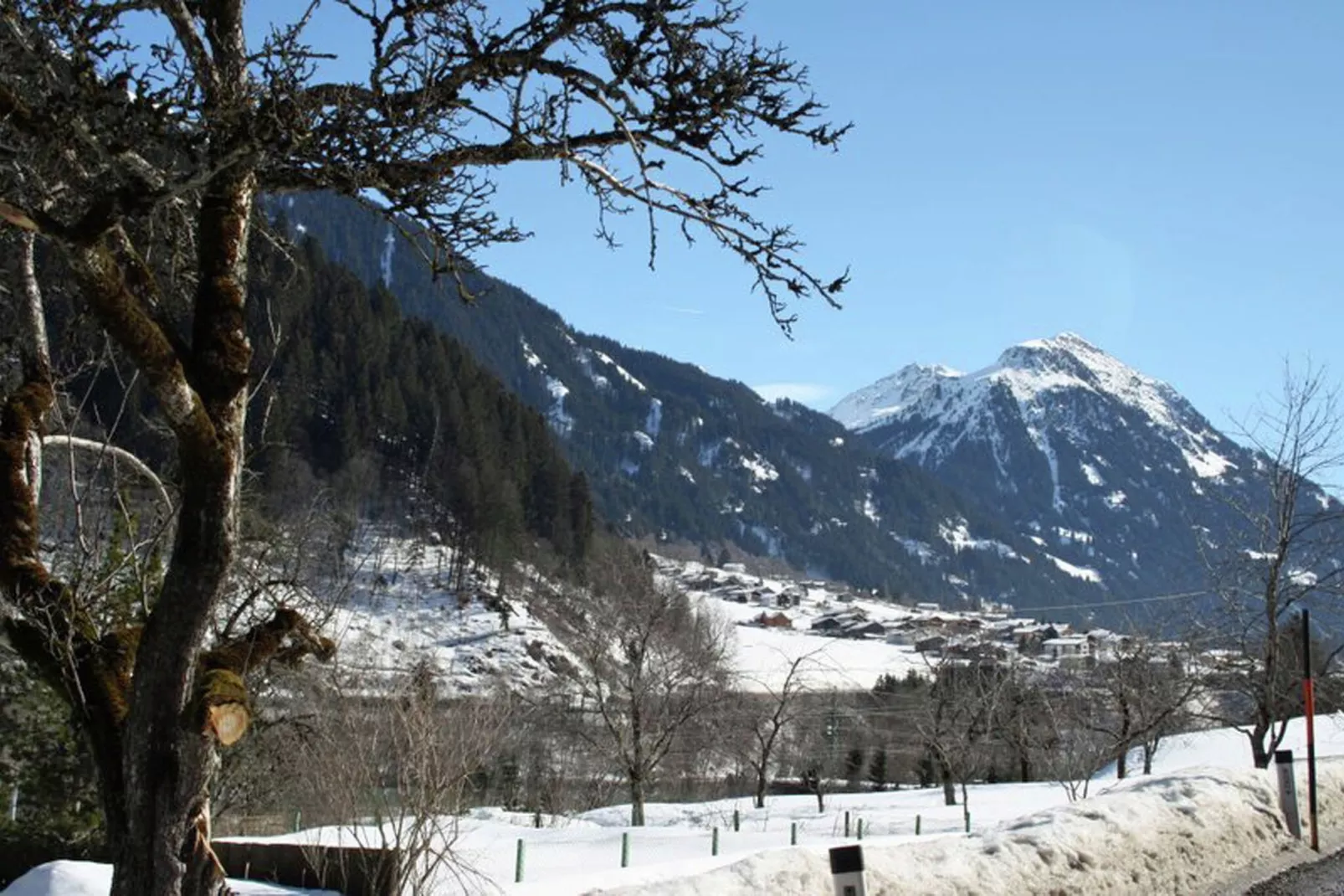 Haus Lukan Groß-Gebied winter 1km