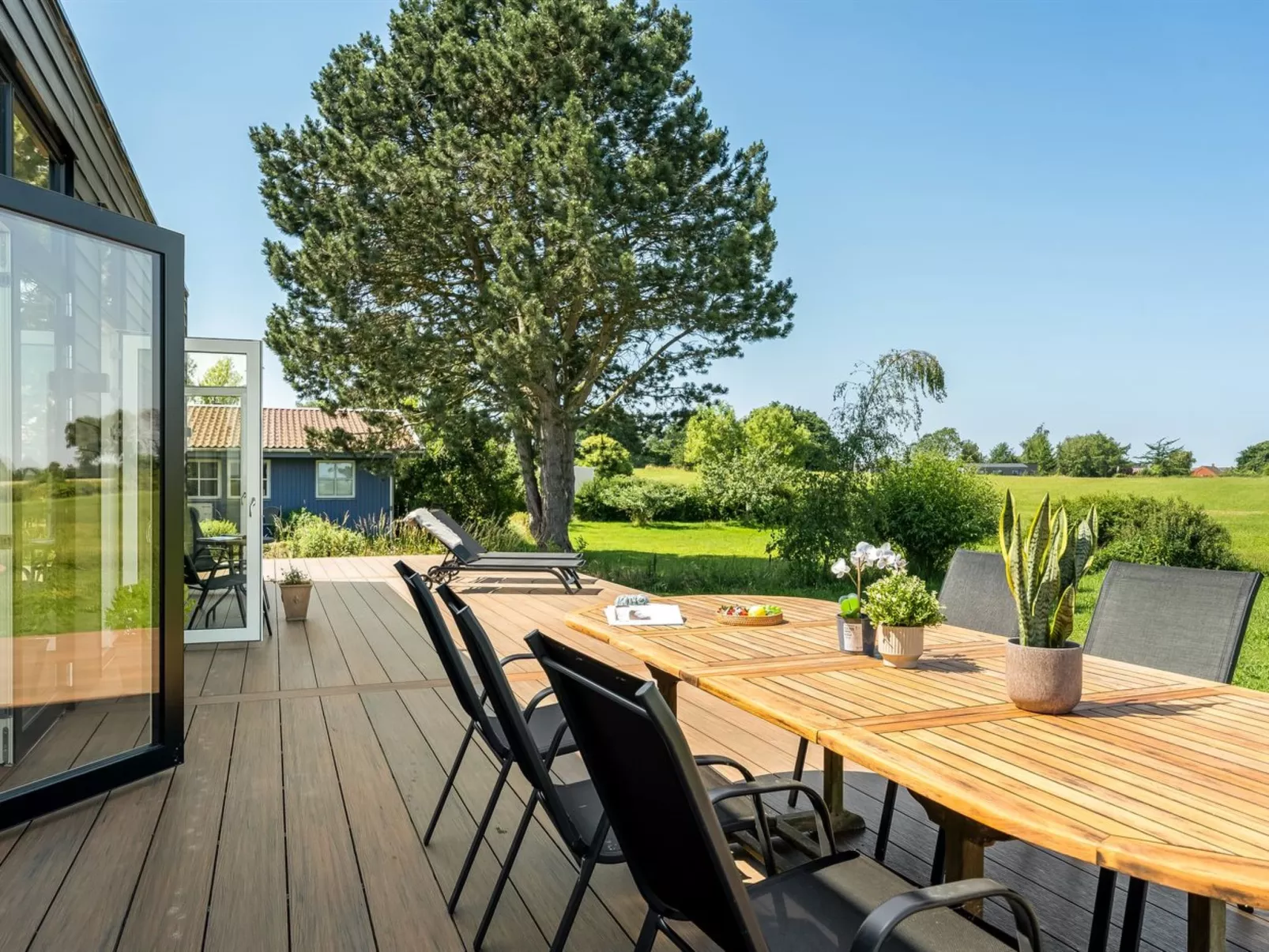 "Milena" - 1.5km from the sea-Buiten