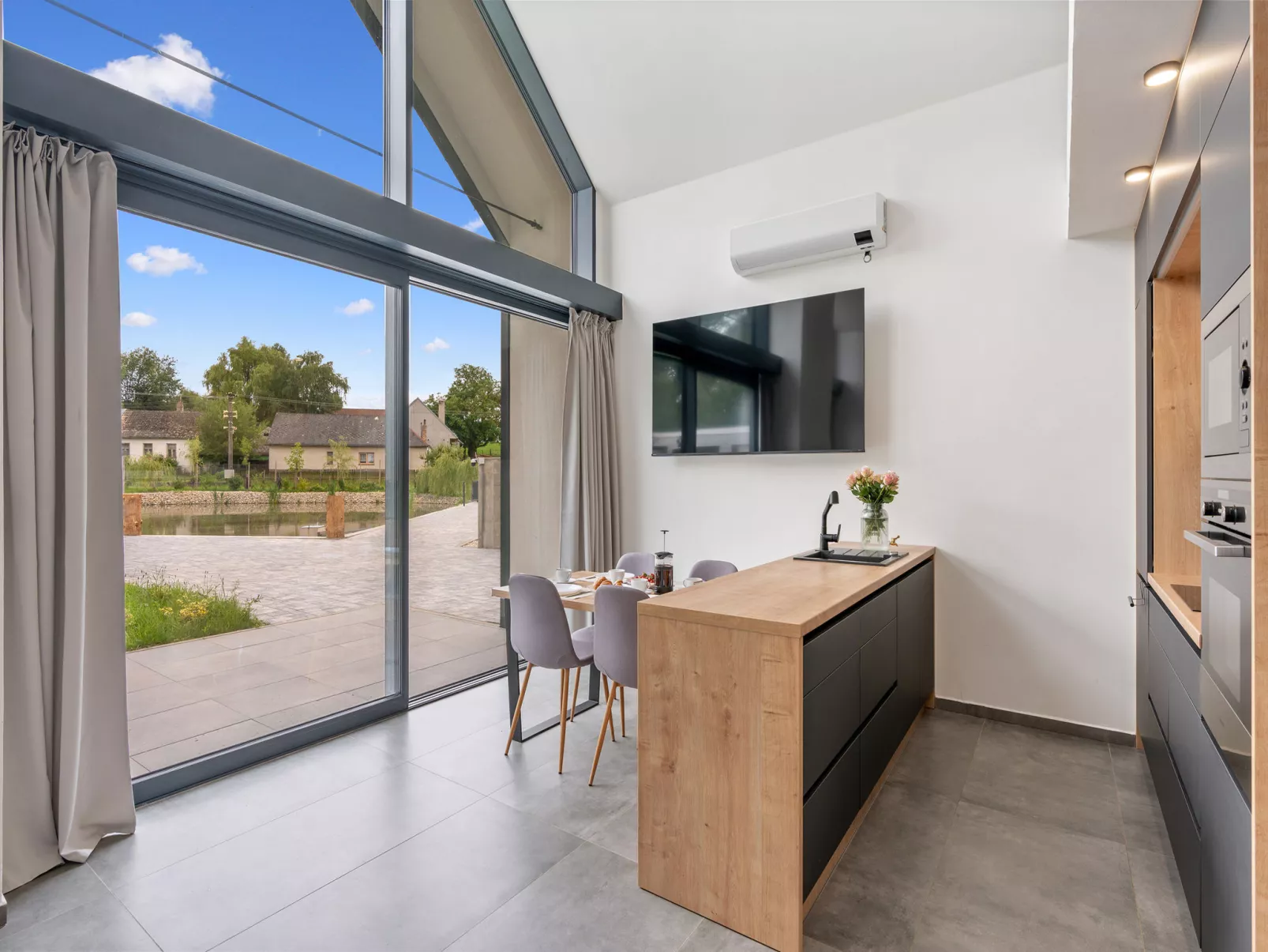 Romance & Relax Villa-Binnen