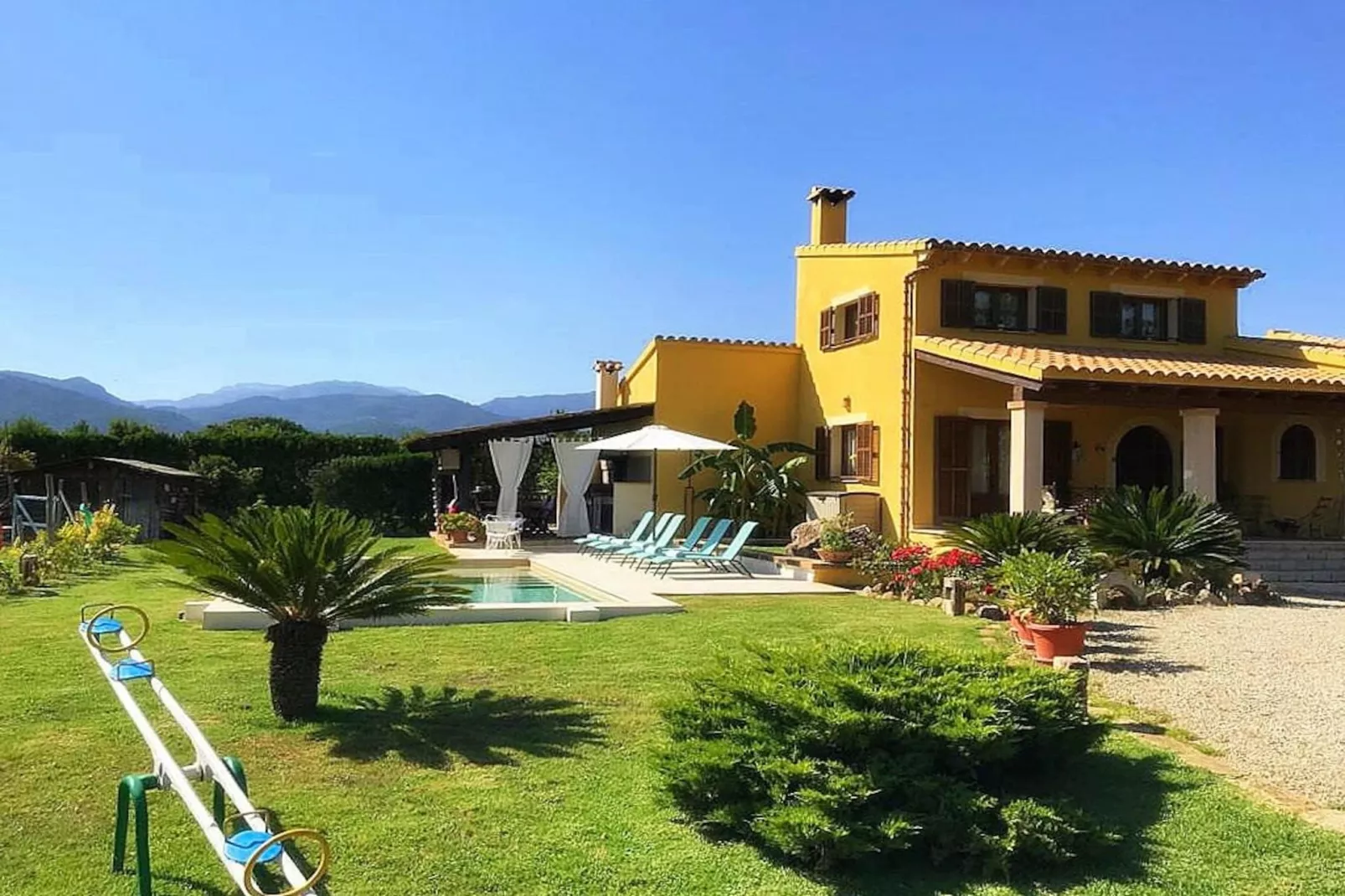 Villa Sa Tanca in 31-Buitenkant zomer