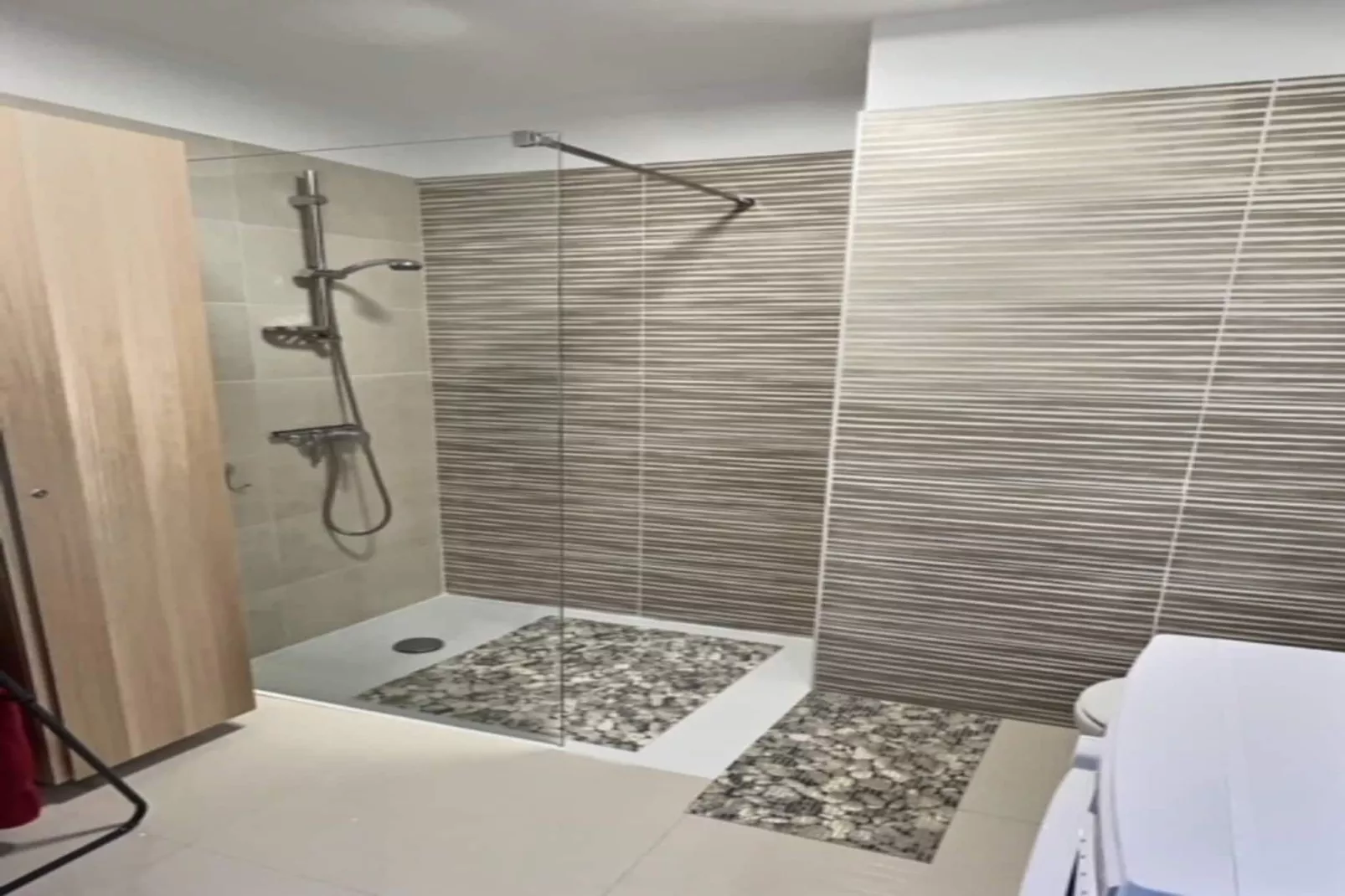 193 CONCHON-Badkamer