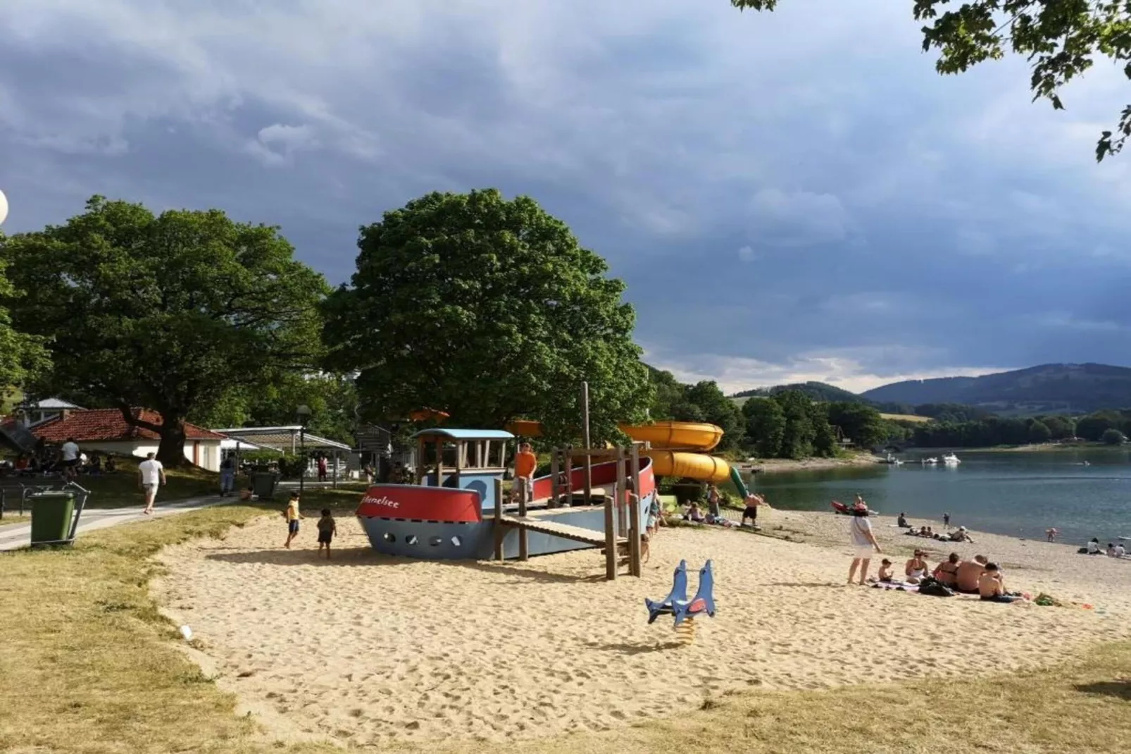 Sauerland - Diemelsee-Gebieden zomer 5km