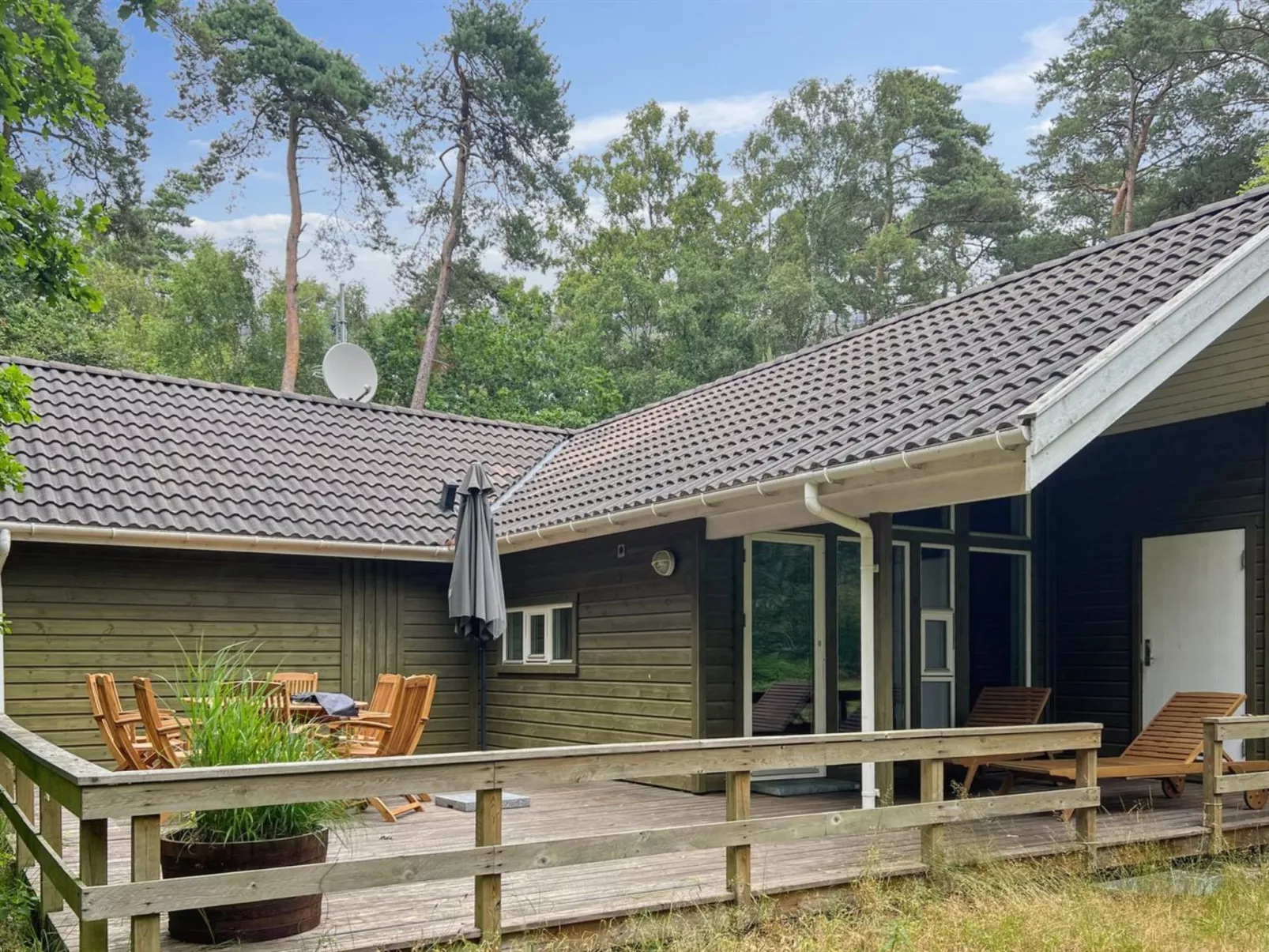"Ellynor" - 600m from the sea-Buiten