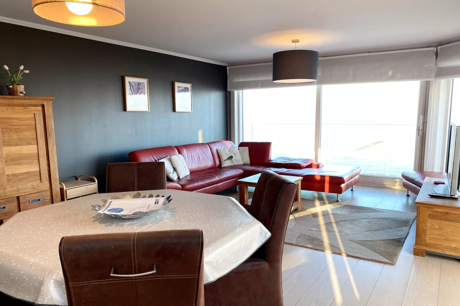 SEAWIND 603-Eetkamer