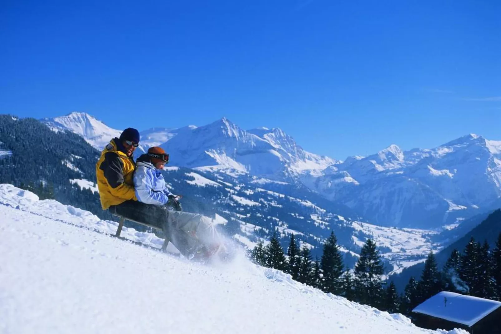 Gstaad Luxurious flat with terrace & stunning views-Tuin winter