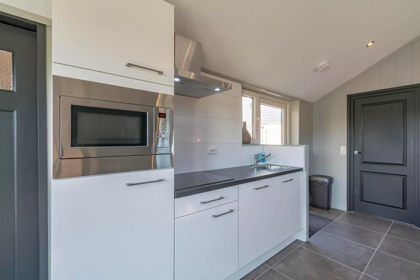 Strandhuis 't Koepeltje-Keuken