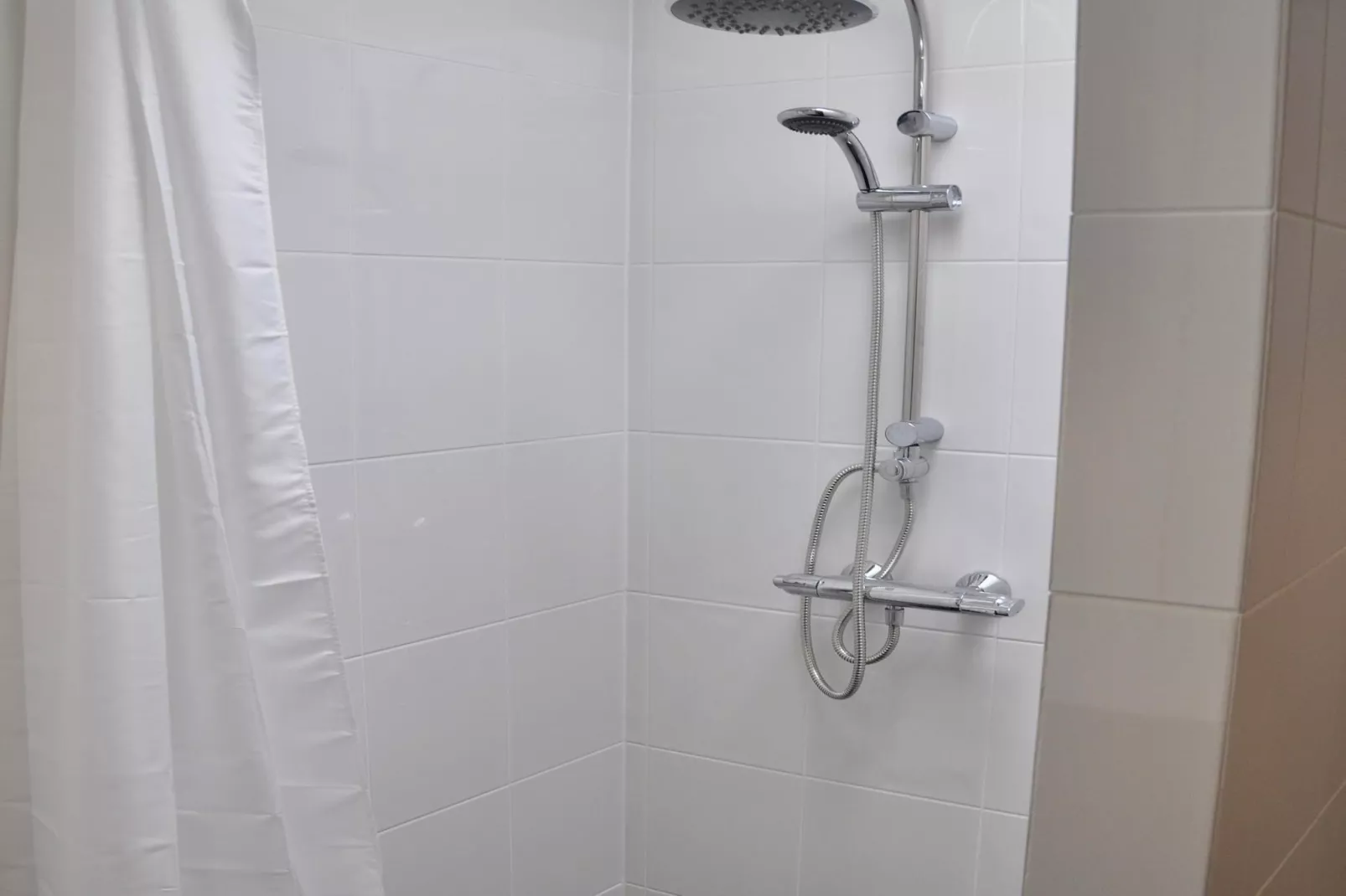 Garnekuul 72-Badkamer