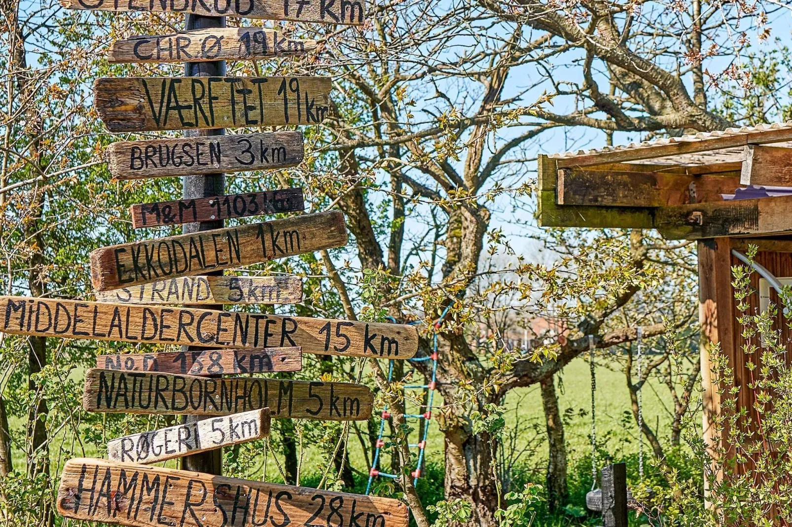 10 persoons vakantie huis in Aakirkeby-Uitzicht