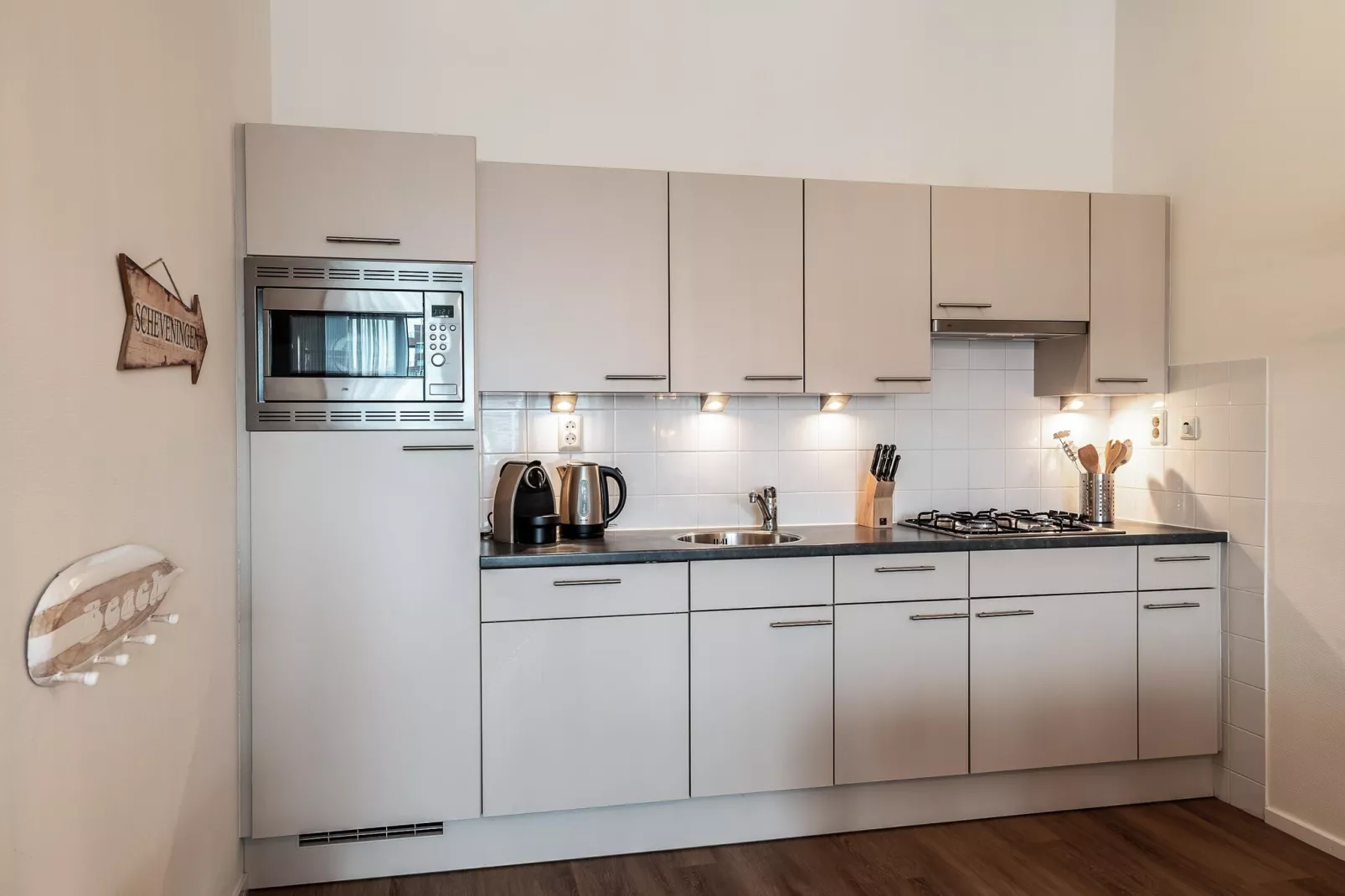 Scheveningen Harbour 56-Keuken