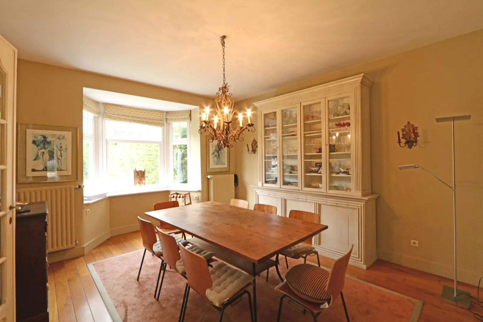 VILLA BRISANTS-Eetkamer