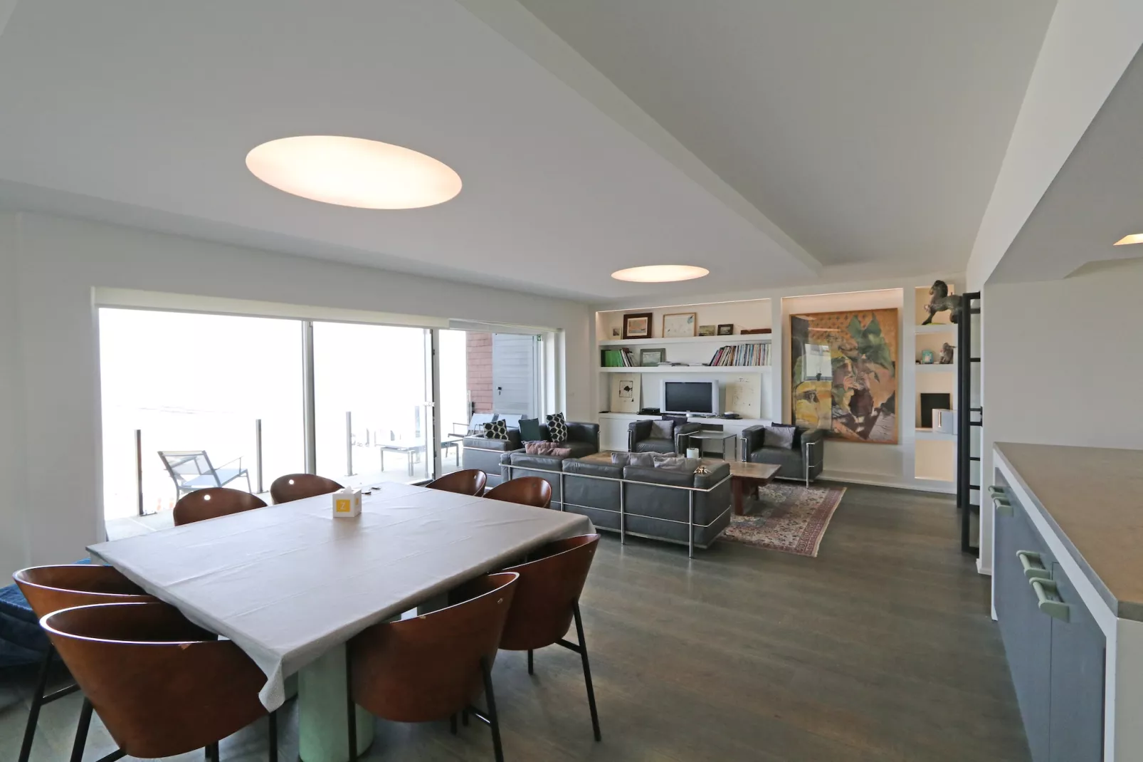 SOUTCOTE 32  Stpl-Eetkamer