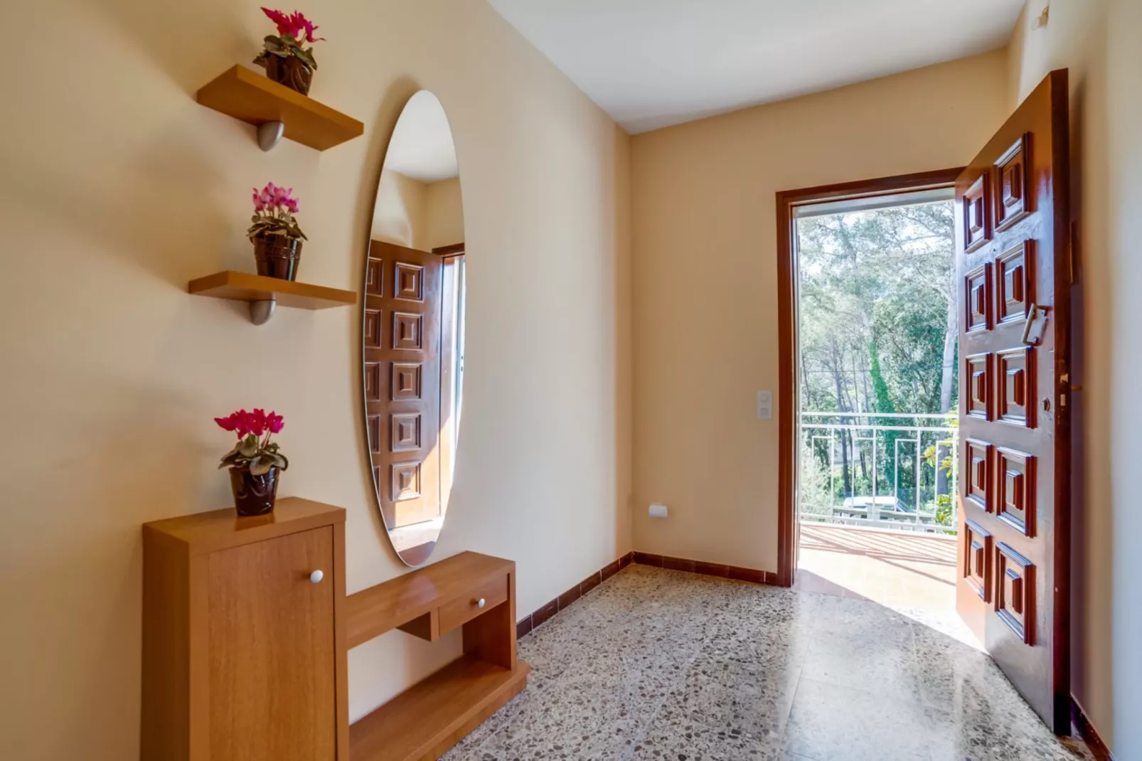 Vivalidays Villa Genis-Hal-ontvangst