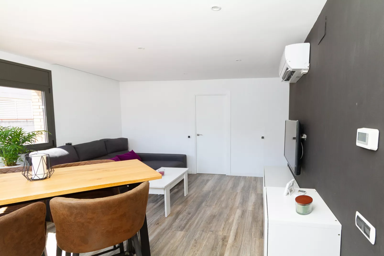 Vivalidays Oscar - Malgrat de Mar-Eetkamer
