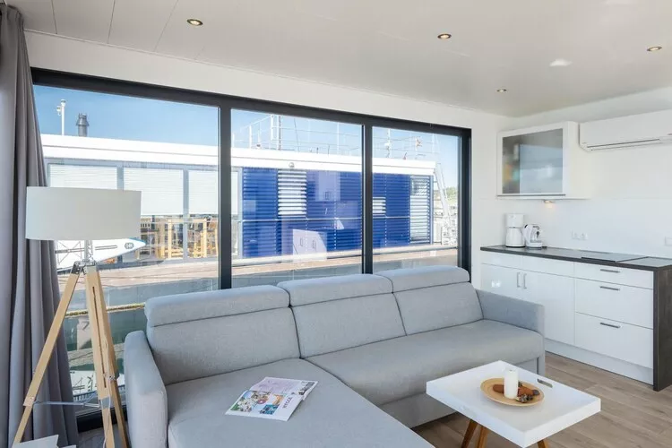 Hausboot Fjordblick / 4 Personen-Woonkamer