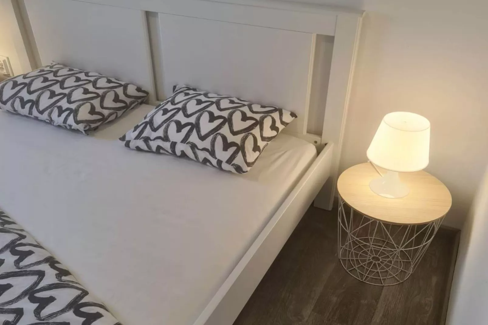 Apartments Rubbi - Two Bedroom Apartment with Terrace-Slaapkamer
