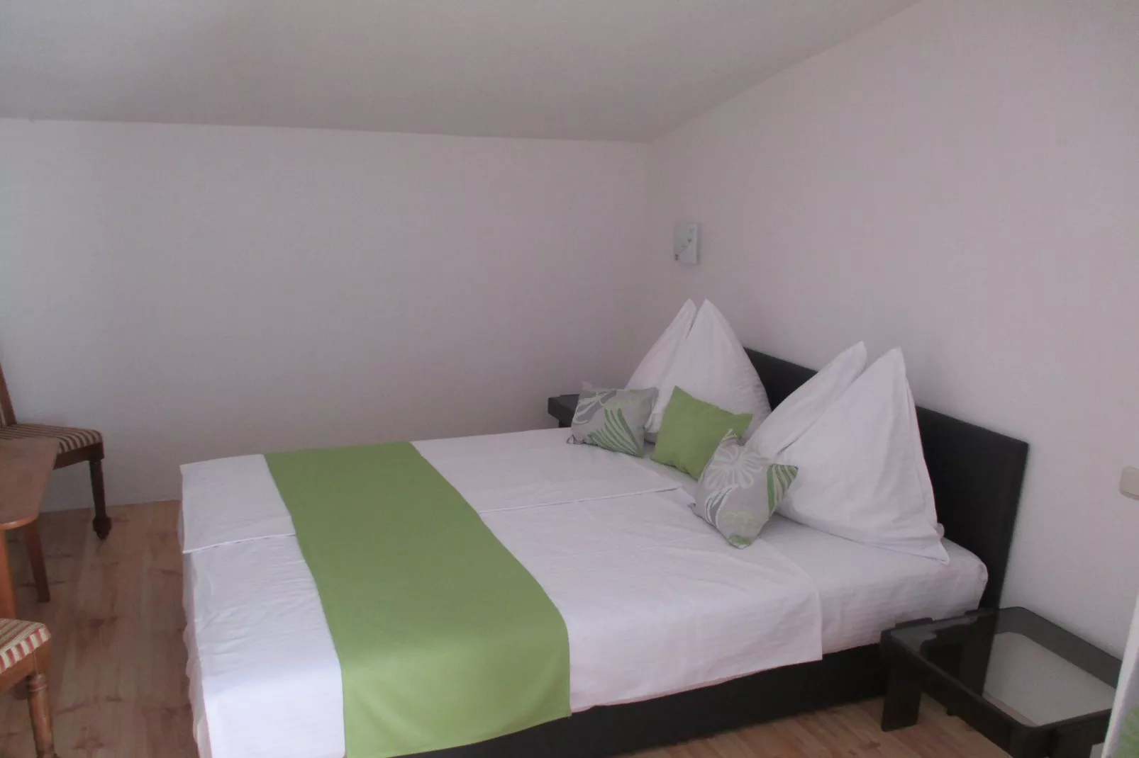 Guest House Villa Daniel - Two Bedroom Apartment with Balcony-Slaapkamer