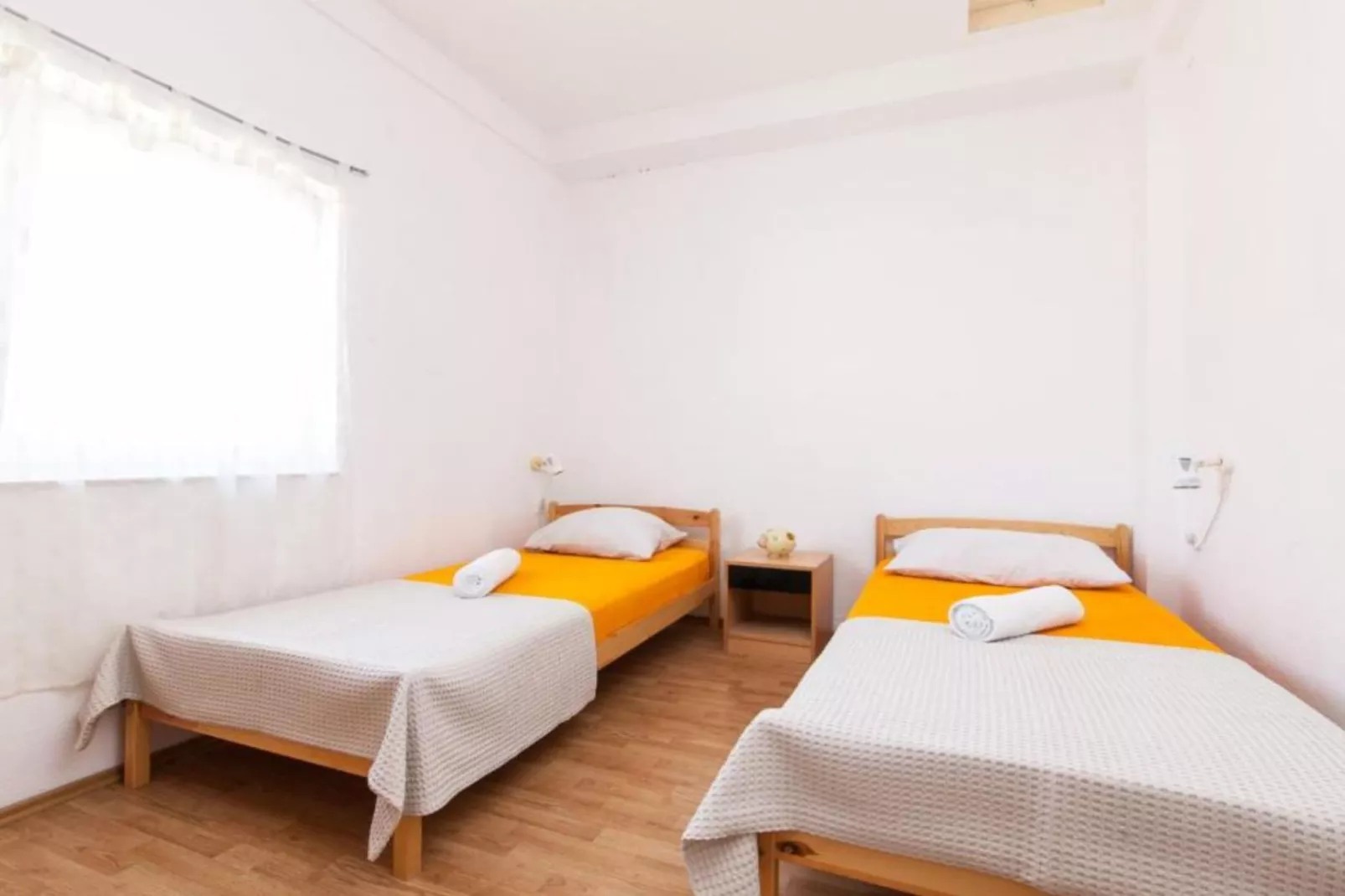 Holiday Home Miriam - Four Bedroom Holiday Home with Terrace-Slaapkamer