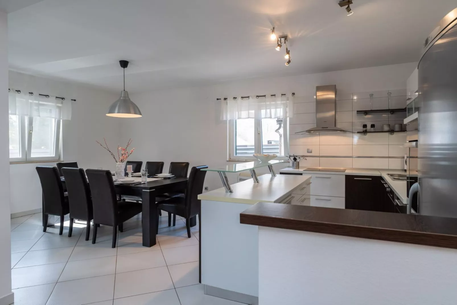 Villa S - Five Bedroom Villa with Private Pool-Keuken