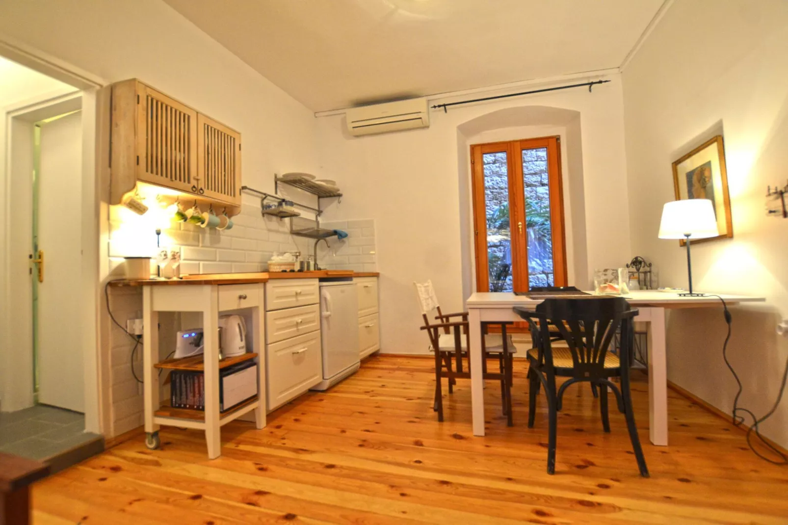 Downtown Rovinj Charming Nest Apartment - One Bedroom Apartment-Keuken