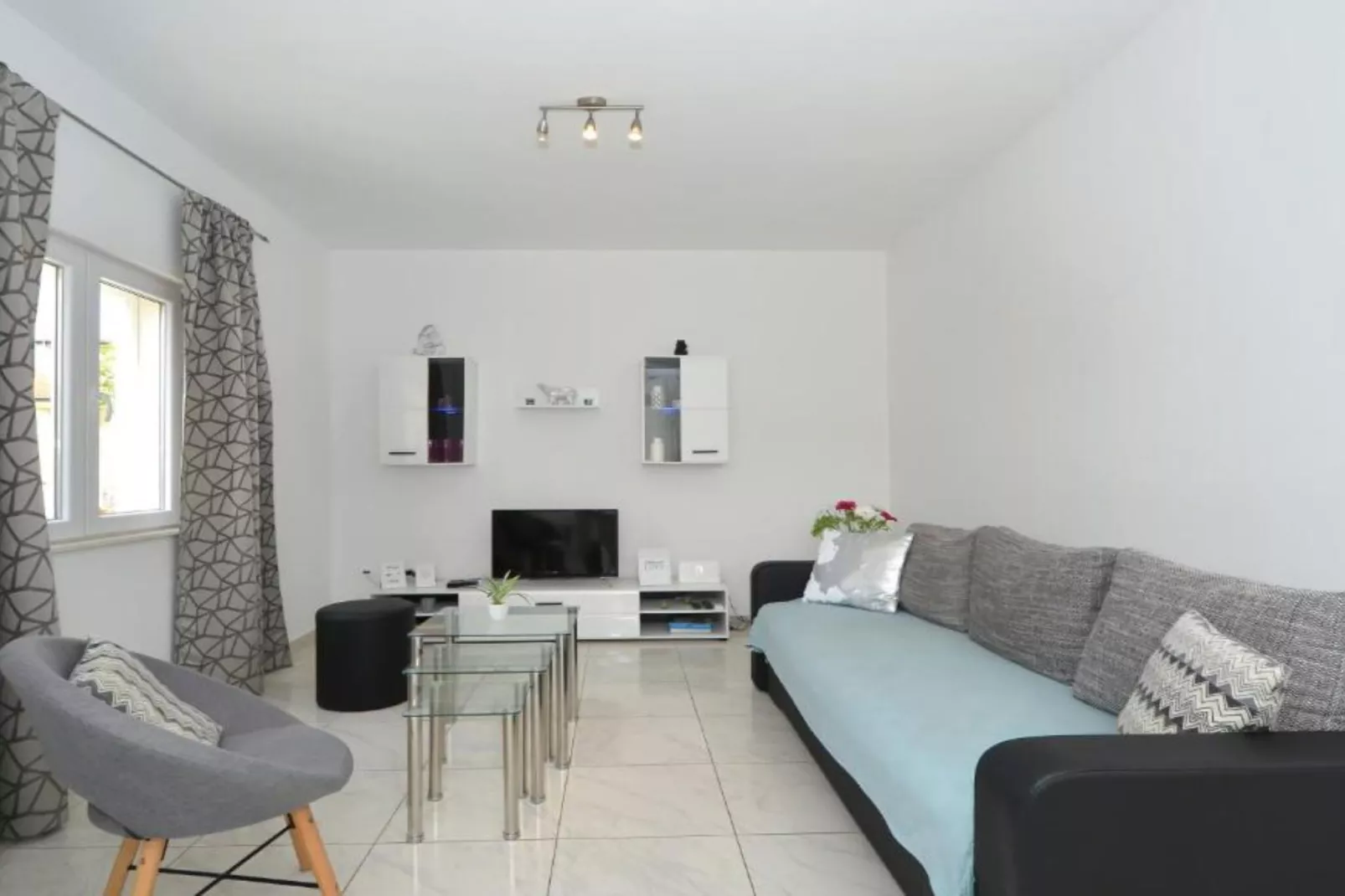 Holiday Home Mery - Two Bedroom House-Slaapkamer