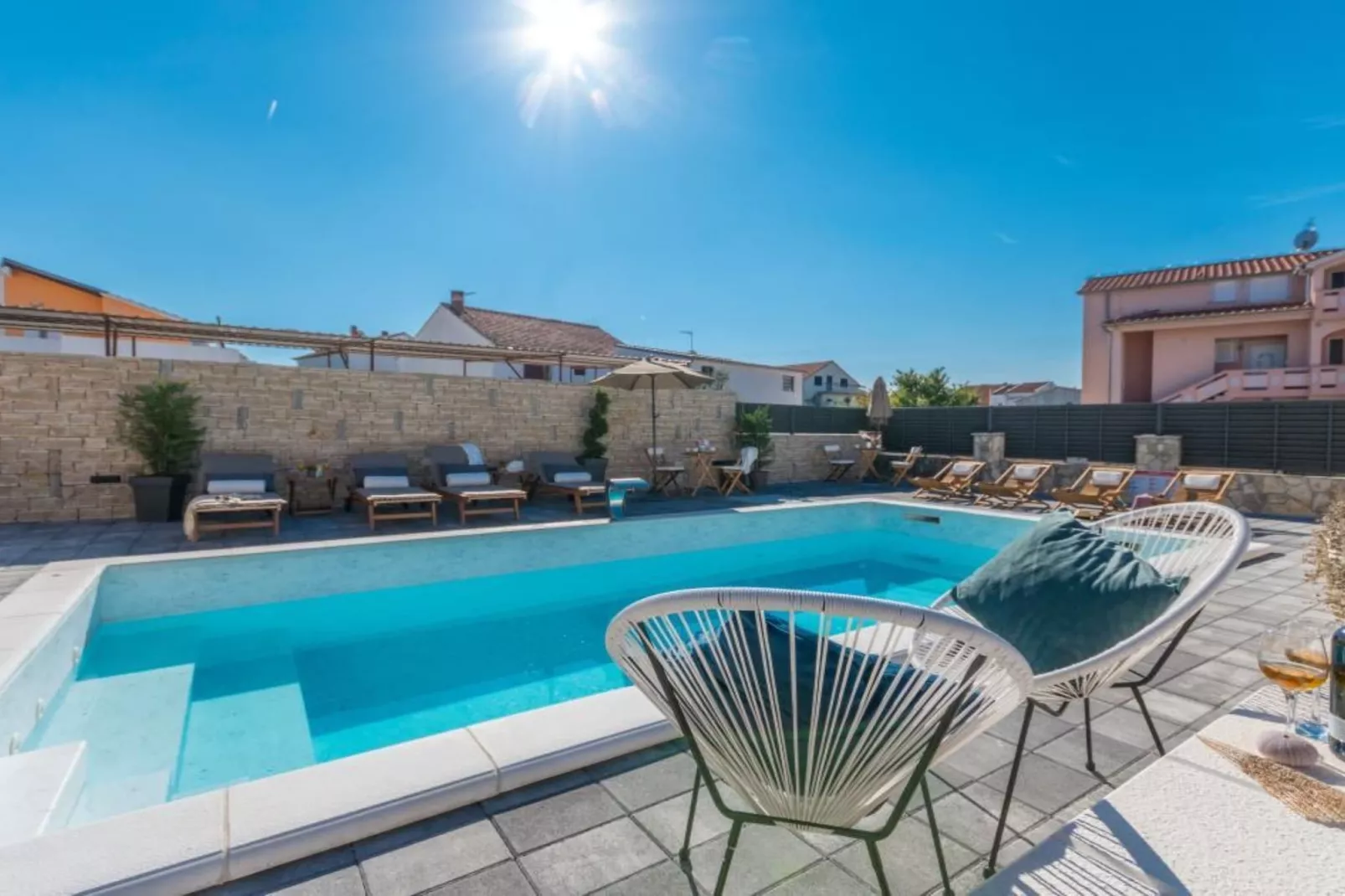 Villa Julia - Two Bedroom Apartment 1-Zwembad