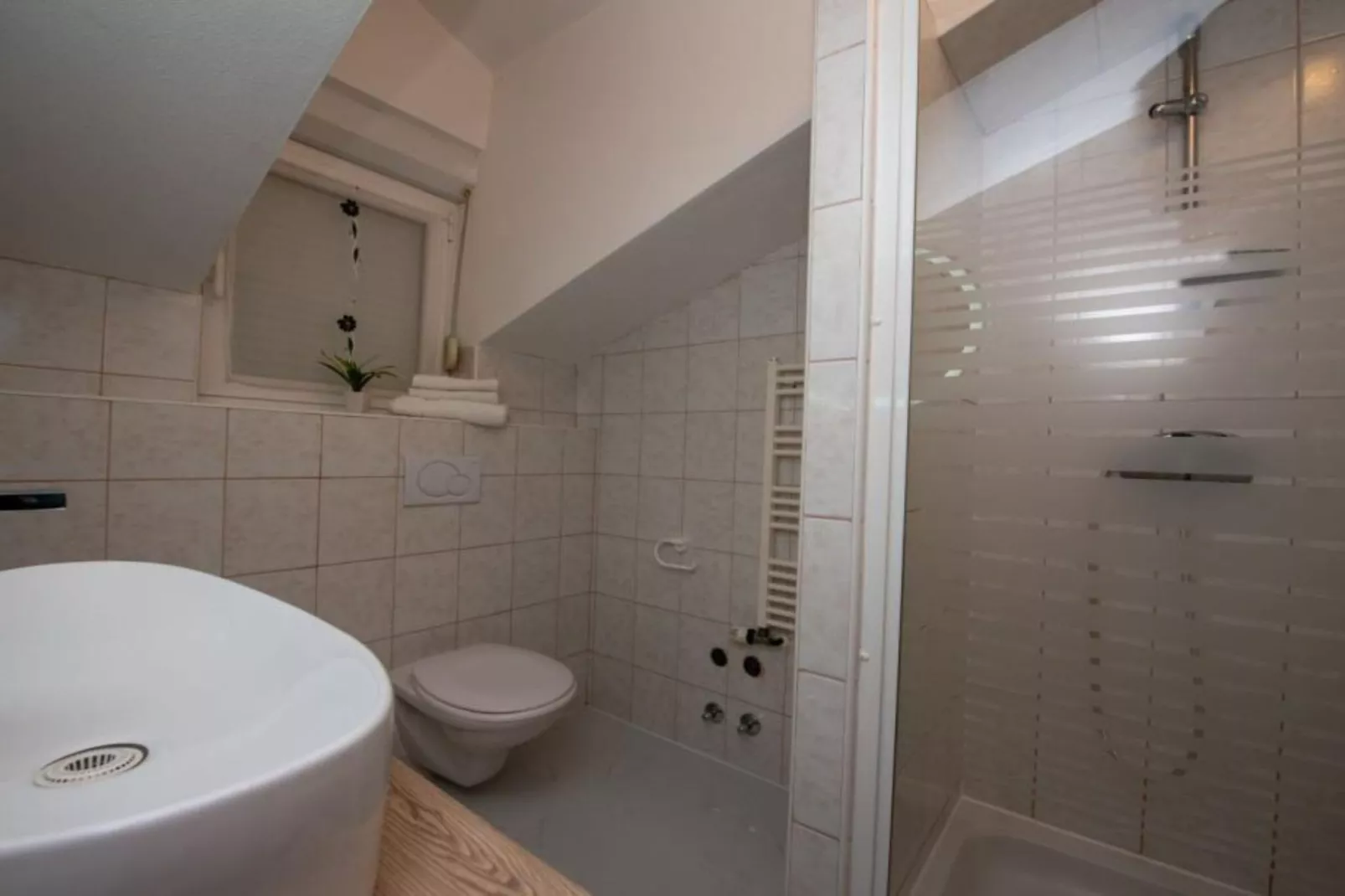 Villa Tomi -  Studio With Sea View (2)-Badkamer