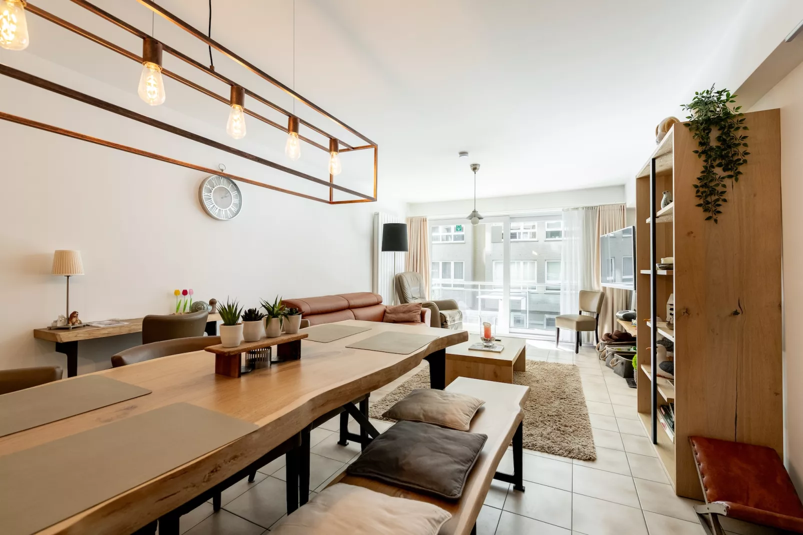 WESTERLY 11A-Eetkamer