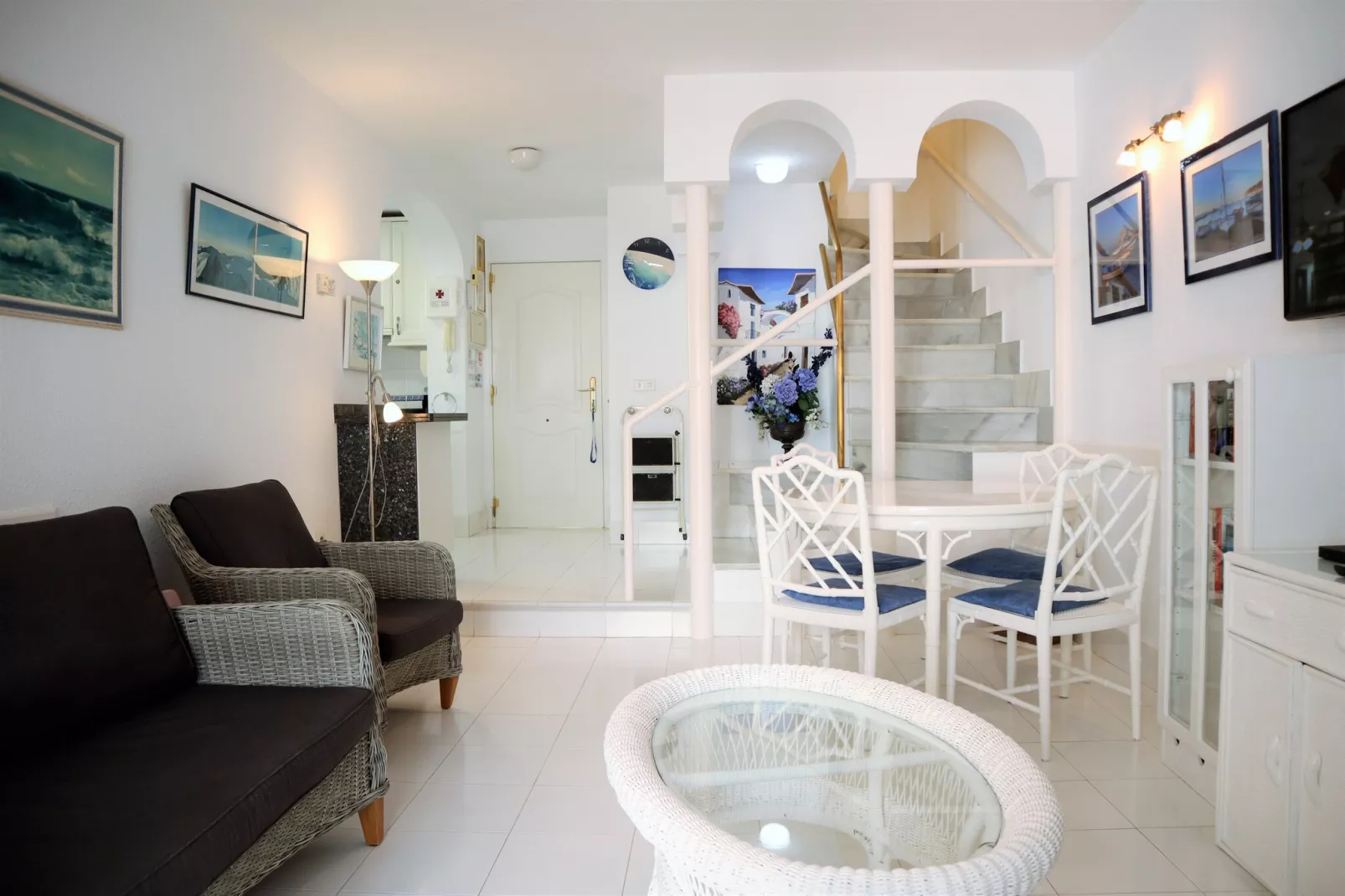 Los Pinos 29 Villas by Casasol-Woonkamer