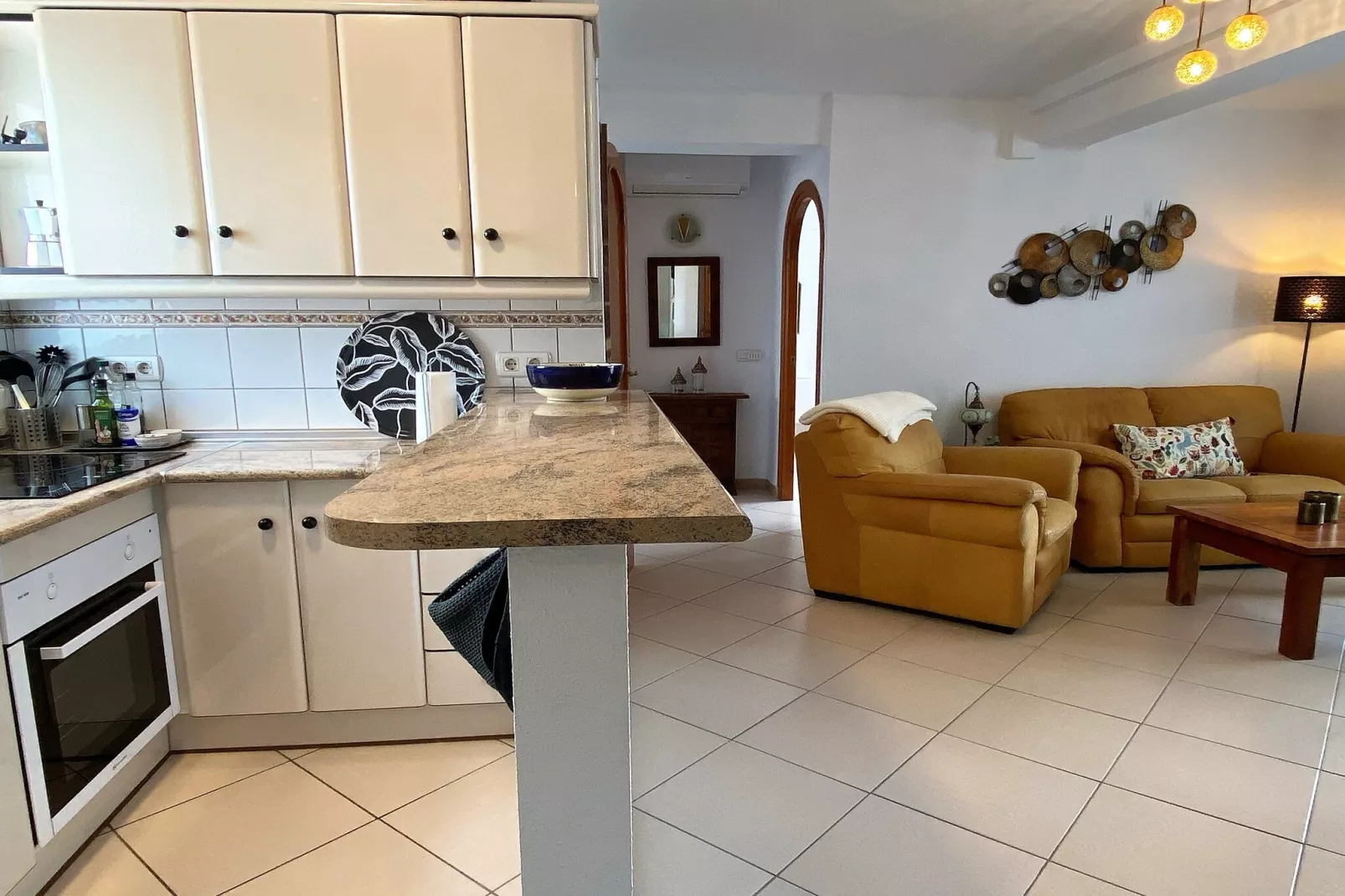 Penthouse Seaview Centro by Casasol-Keuken