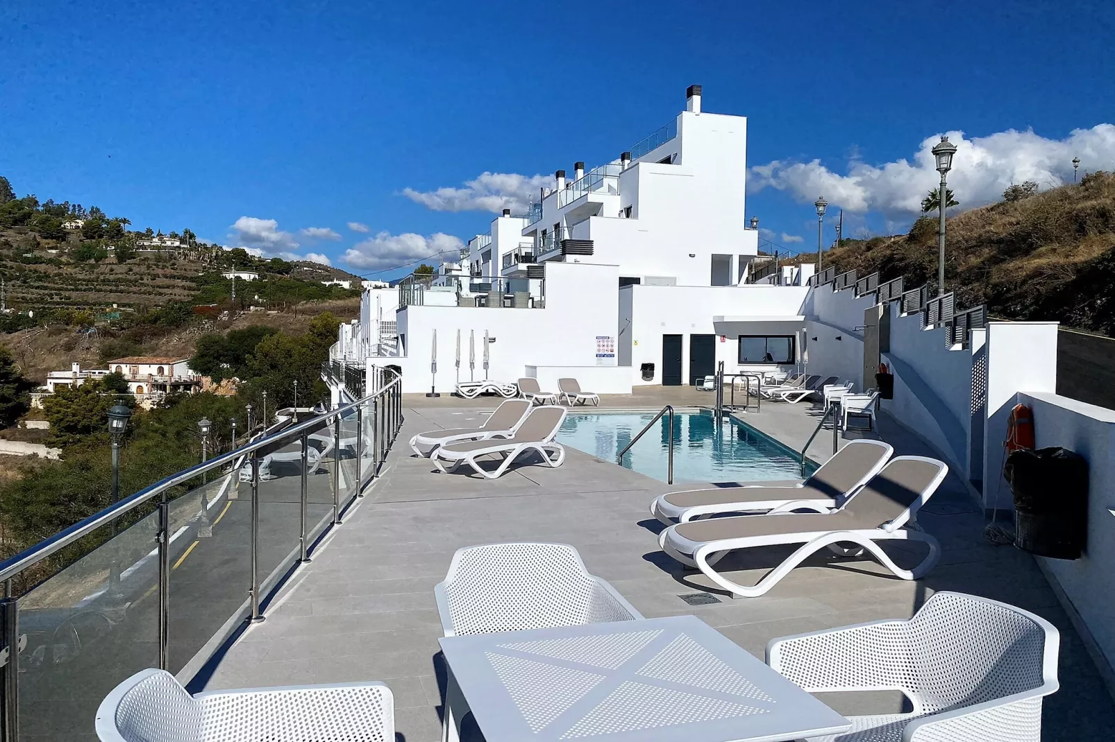 Penthouse Balcon del Mar Deluxe 3 by Casasol-Zwembad