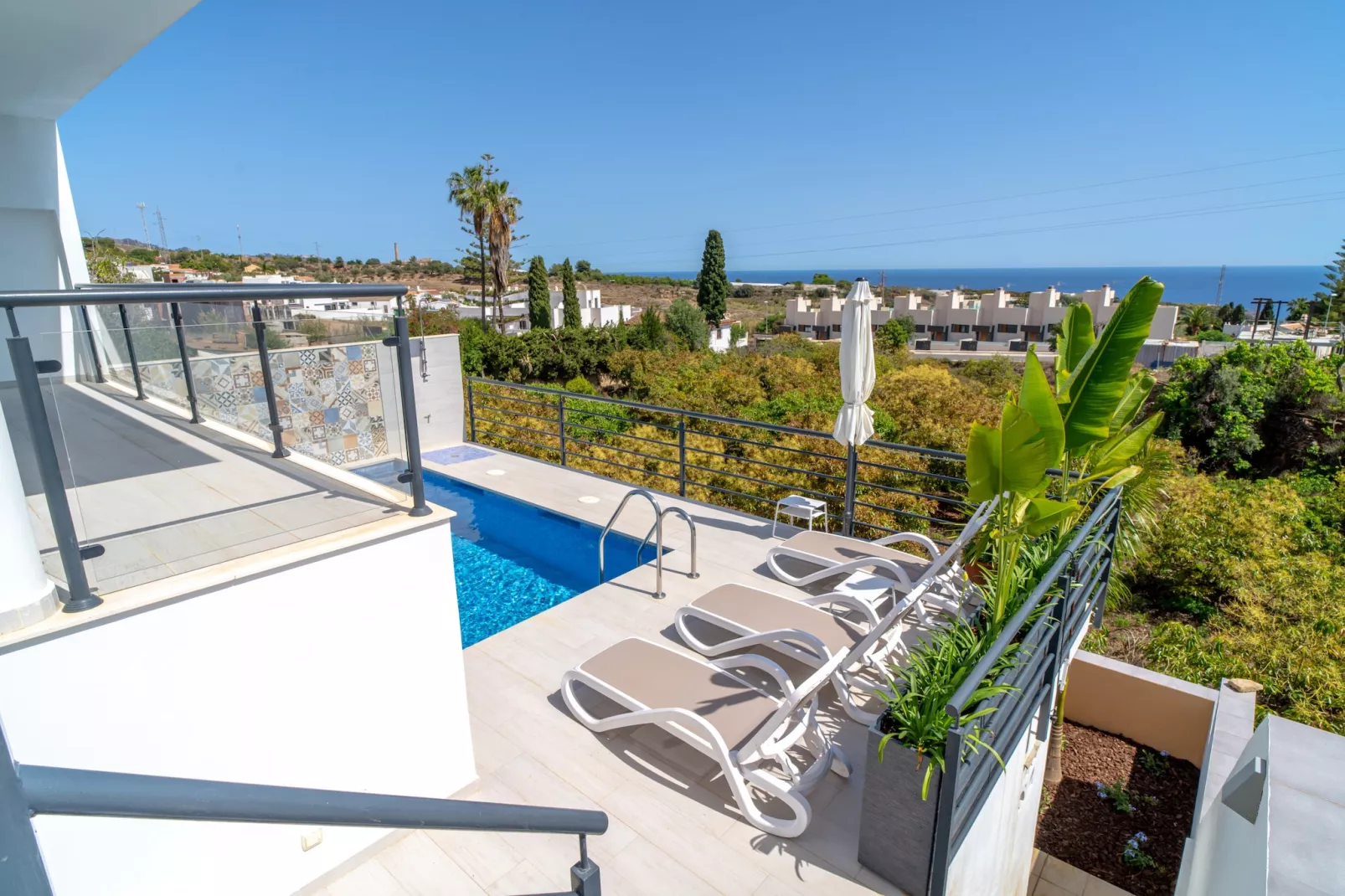 Villa Luxuria Private Pool by Casasol-Buitenkant zomer