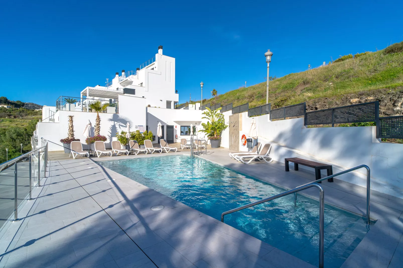 Penthouse Balcon del Mar 123 by Casasol-Zwembad