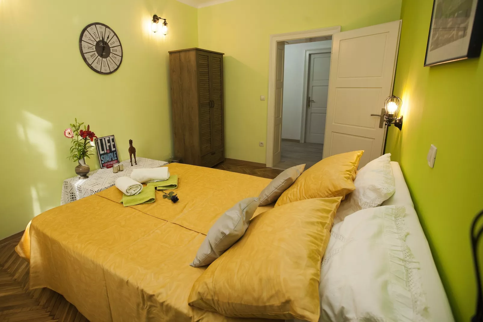 Zen Apartment - One Bedroom Apartment-Slaapkamer