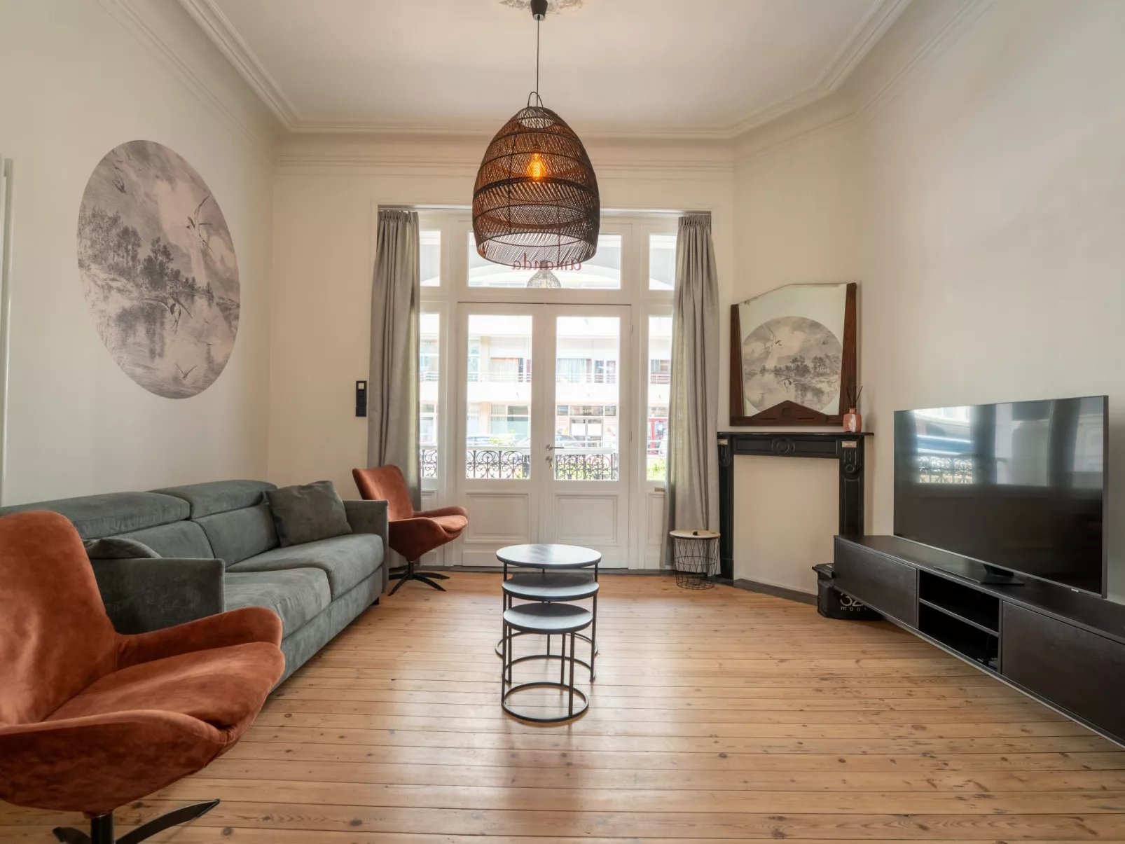 Historical and spacious "Villa Amanda"-Binnen