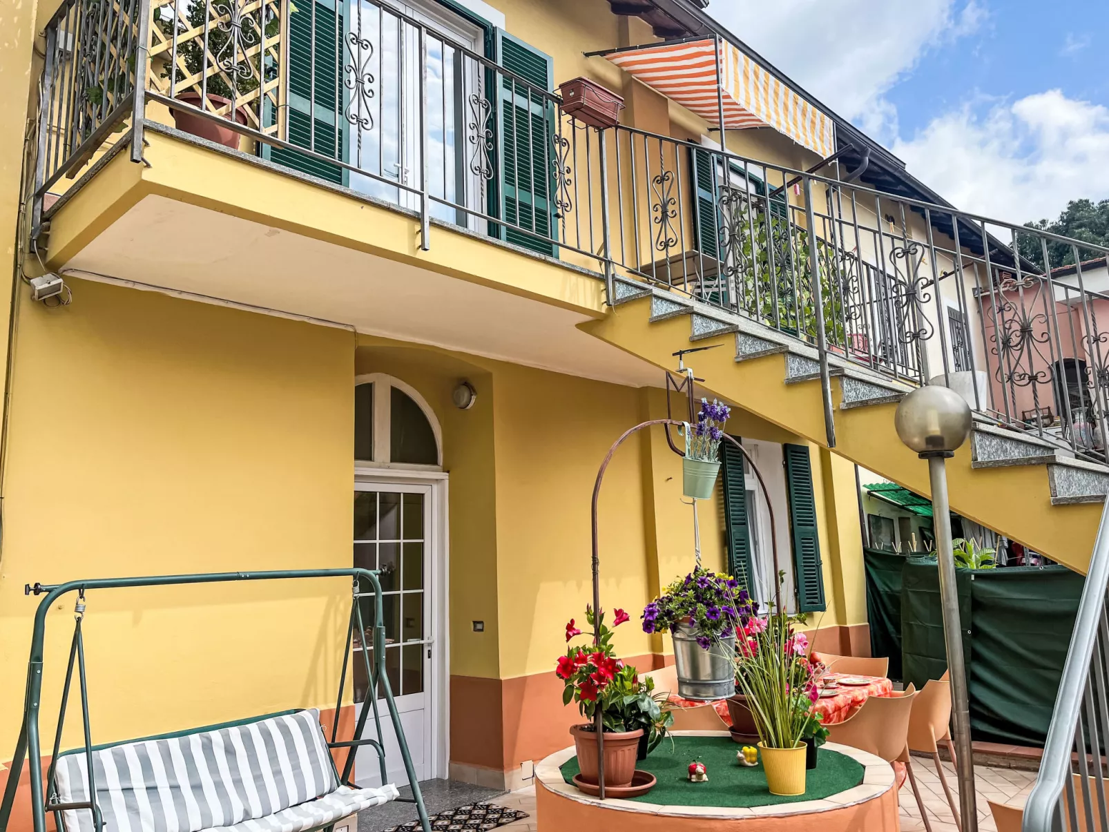 Tra Collina e Mare-Buiten