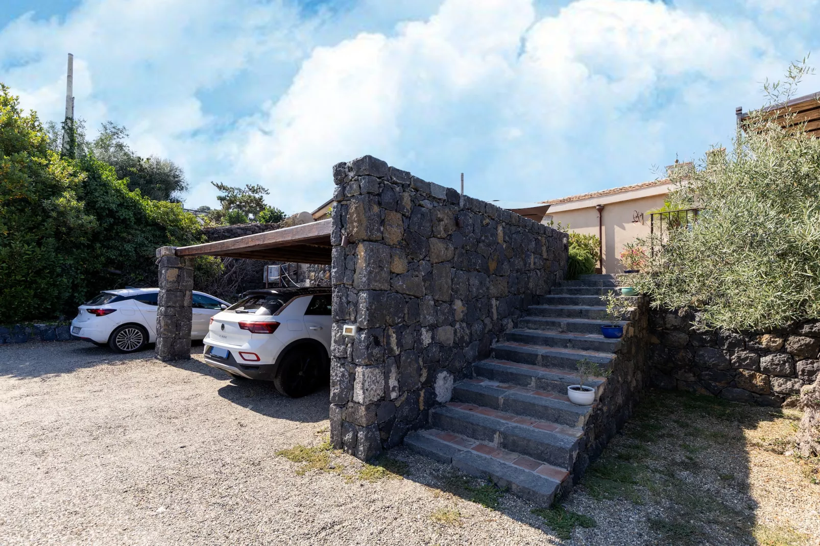 Appartamento La Cantina Villa di campagna NUOVO-Buitenkant zomer