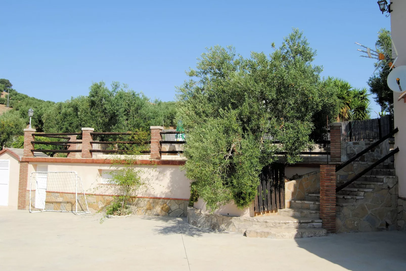 Casa Los Olivos-Buitenkant zomer